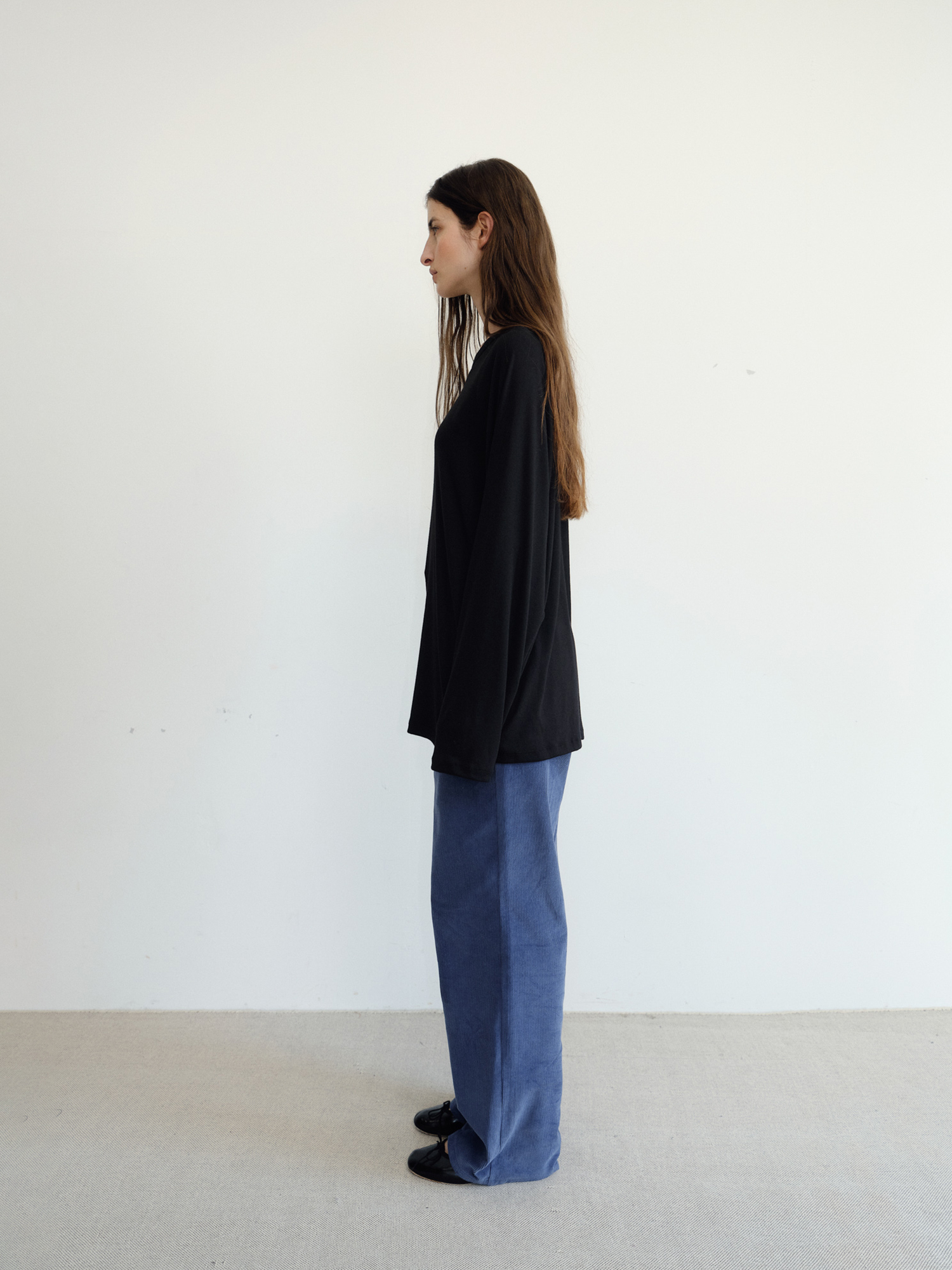 Ease Raglan T- shirt [Black]
