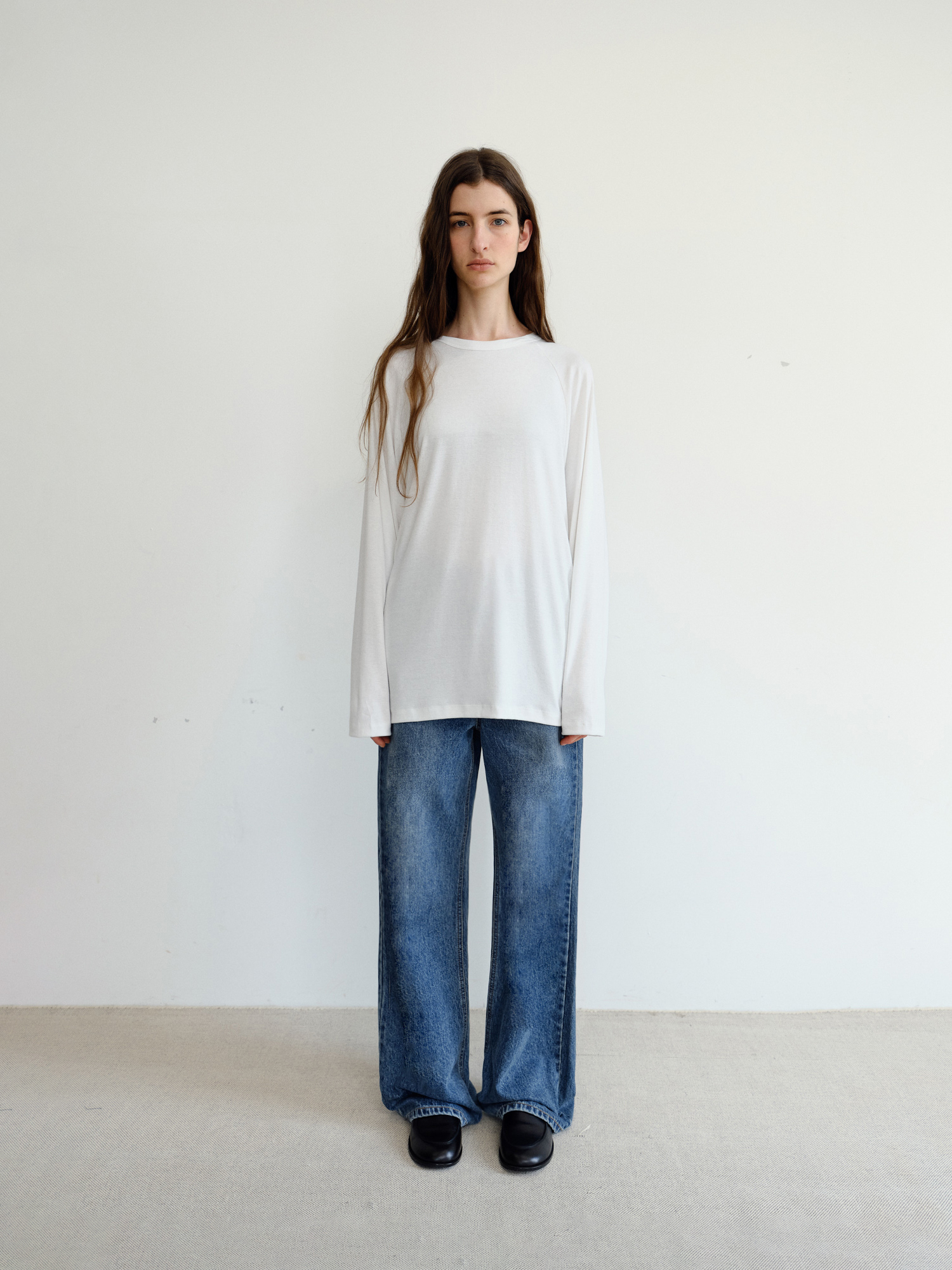 Ease Raglan T- shirt [Ivory]