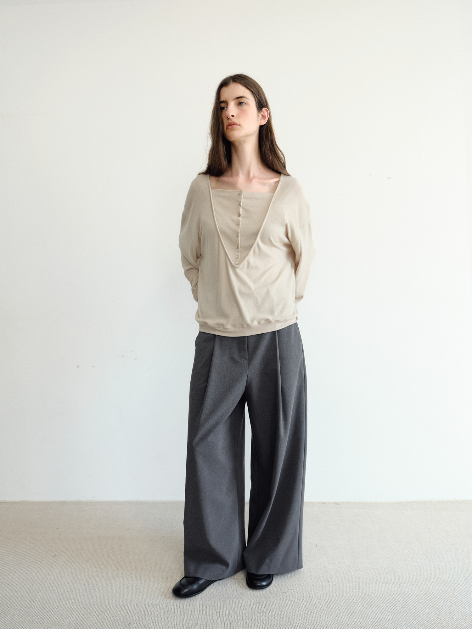 Leno Wool V-neck T-shirt [Beige]
