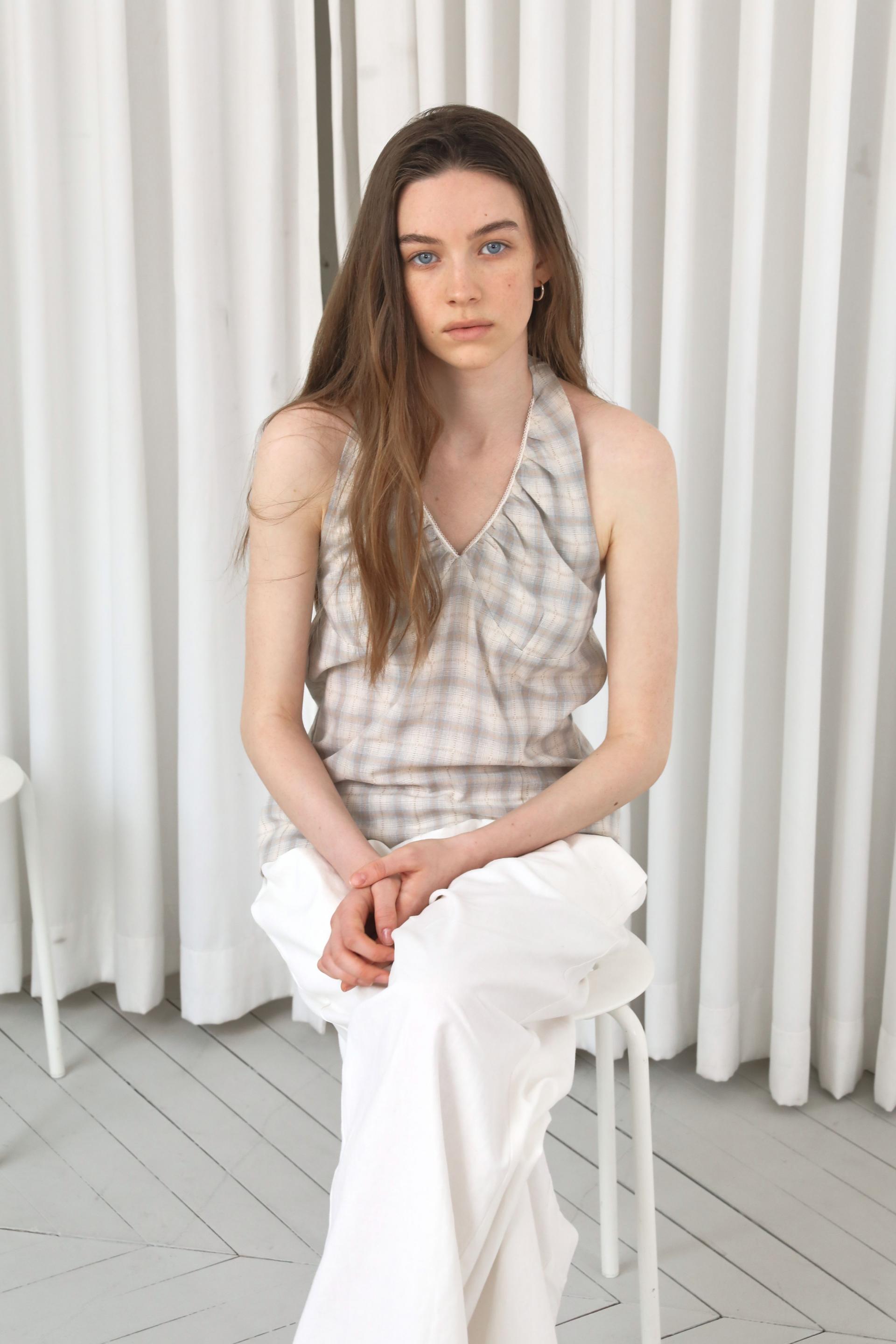 Plaid Halterneck Blouse [Checked]