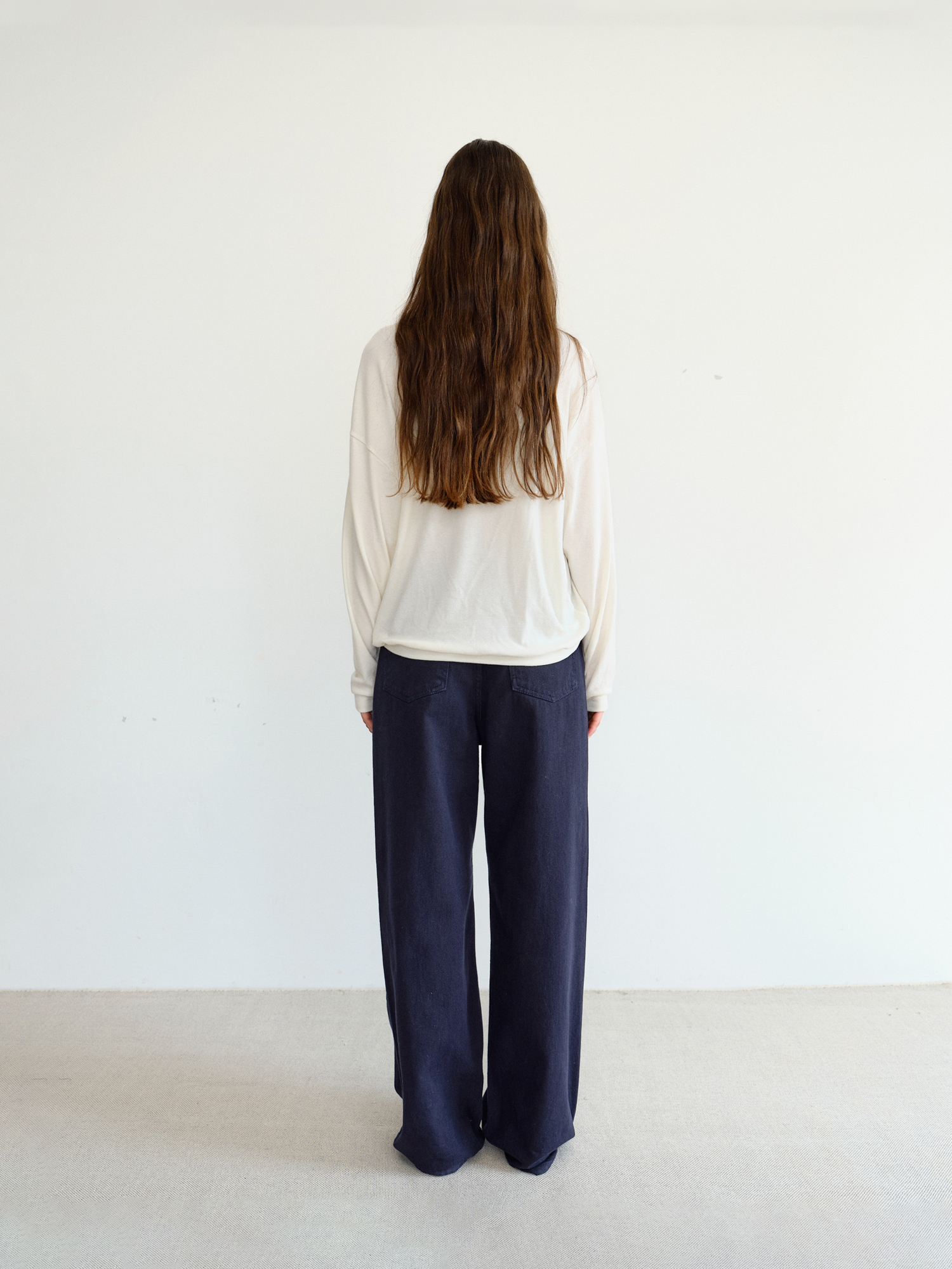Leno Wool V-neck T-shirt [Ivory]