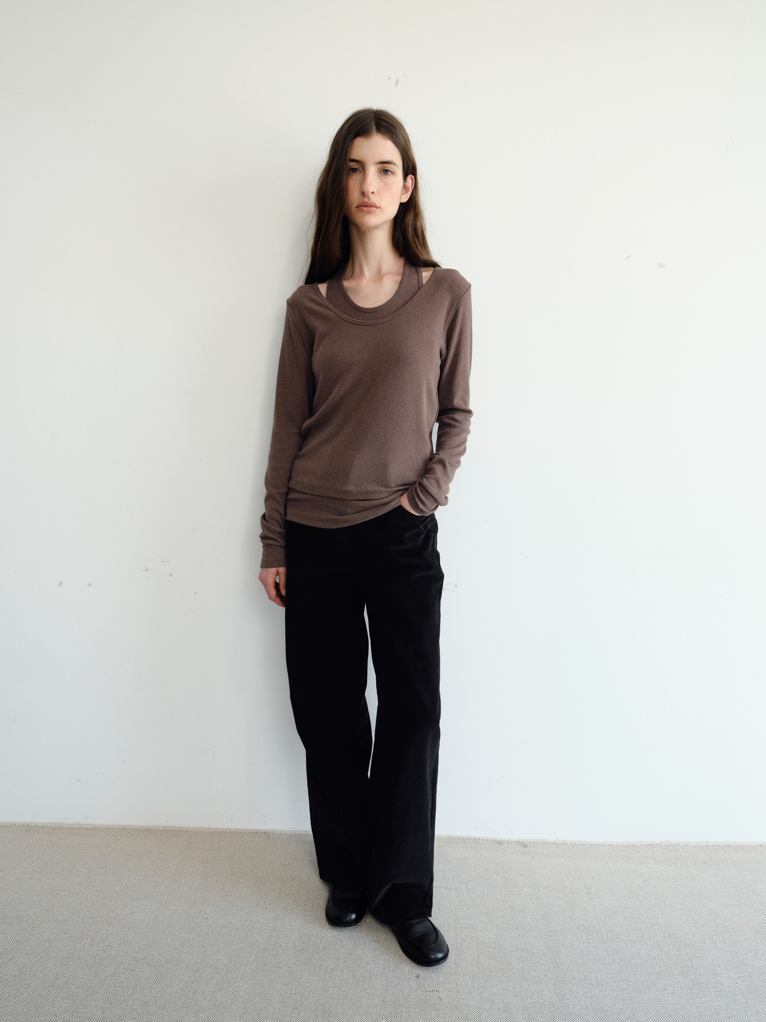 Loop Halter T-shirt [Brown]