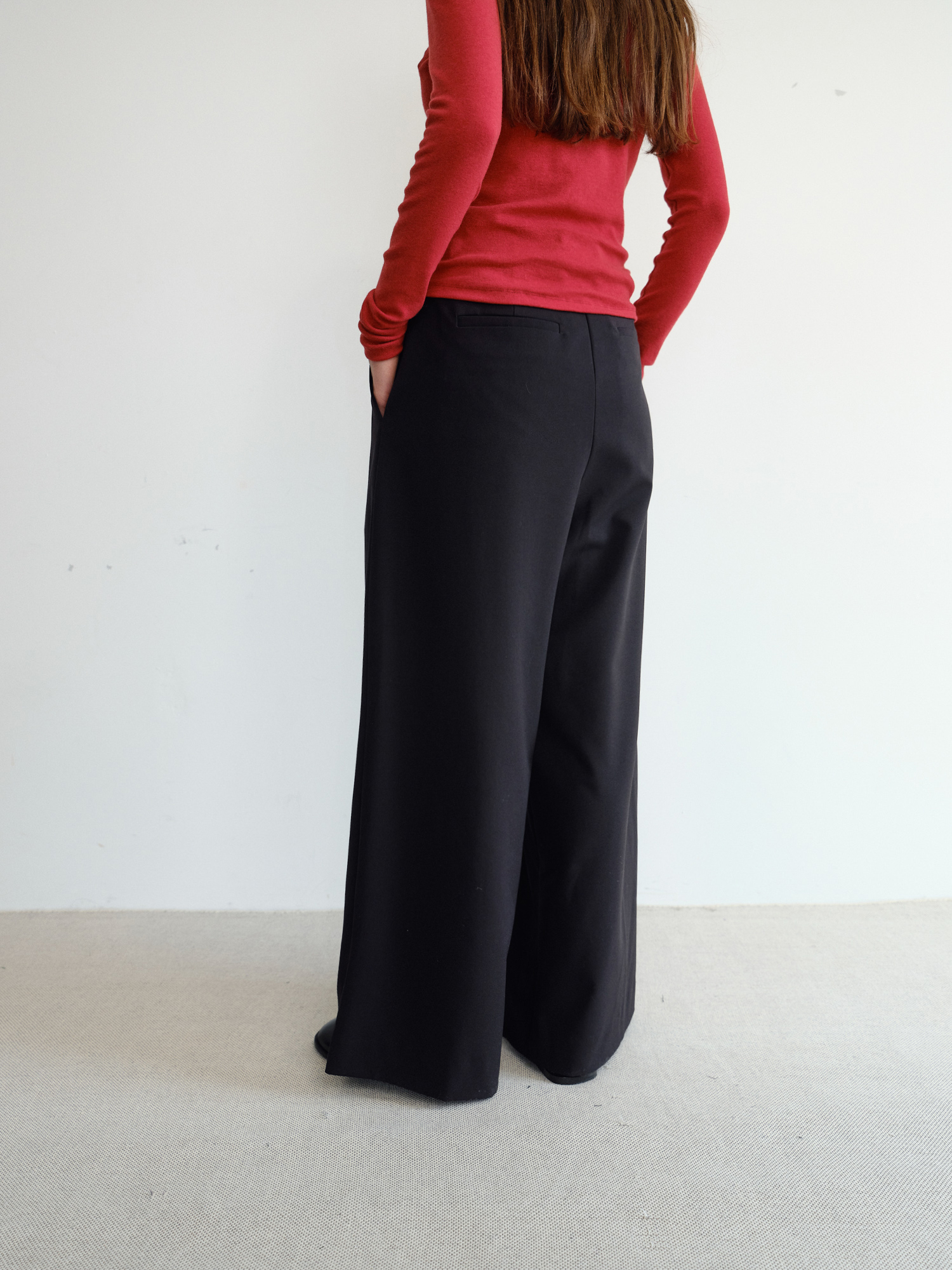 Grove Wool Wide Slacks [Black]