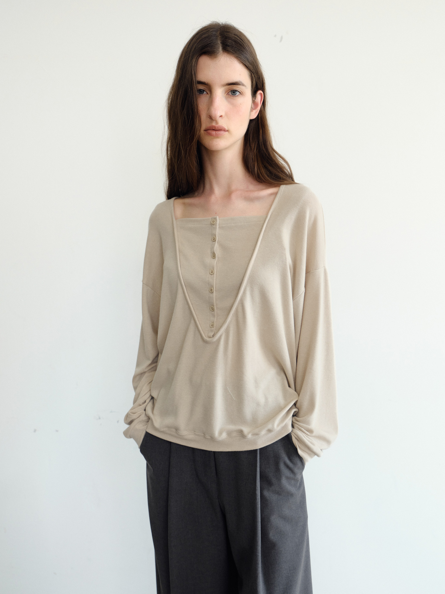 Leno Wool V-neck T-shirt [Beige]
