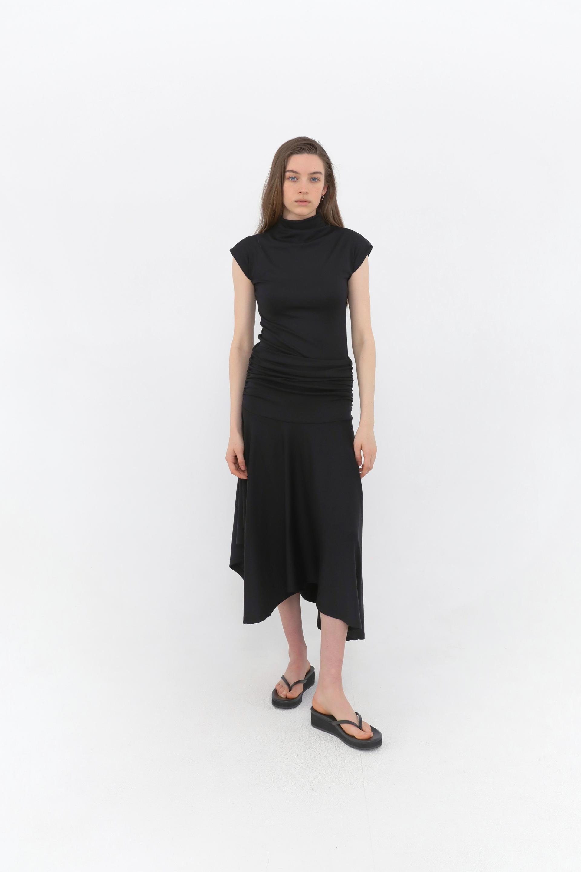 Hane Draped Asymmetric Skirt [Black]