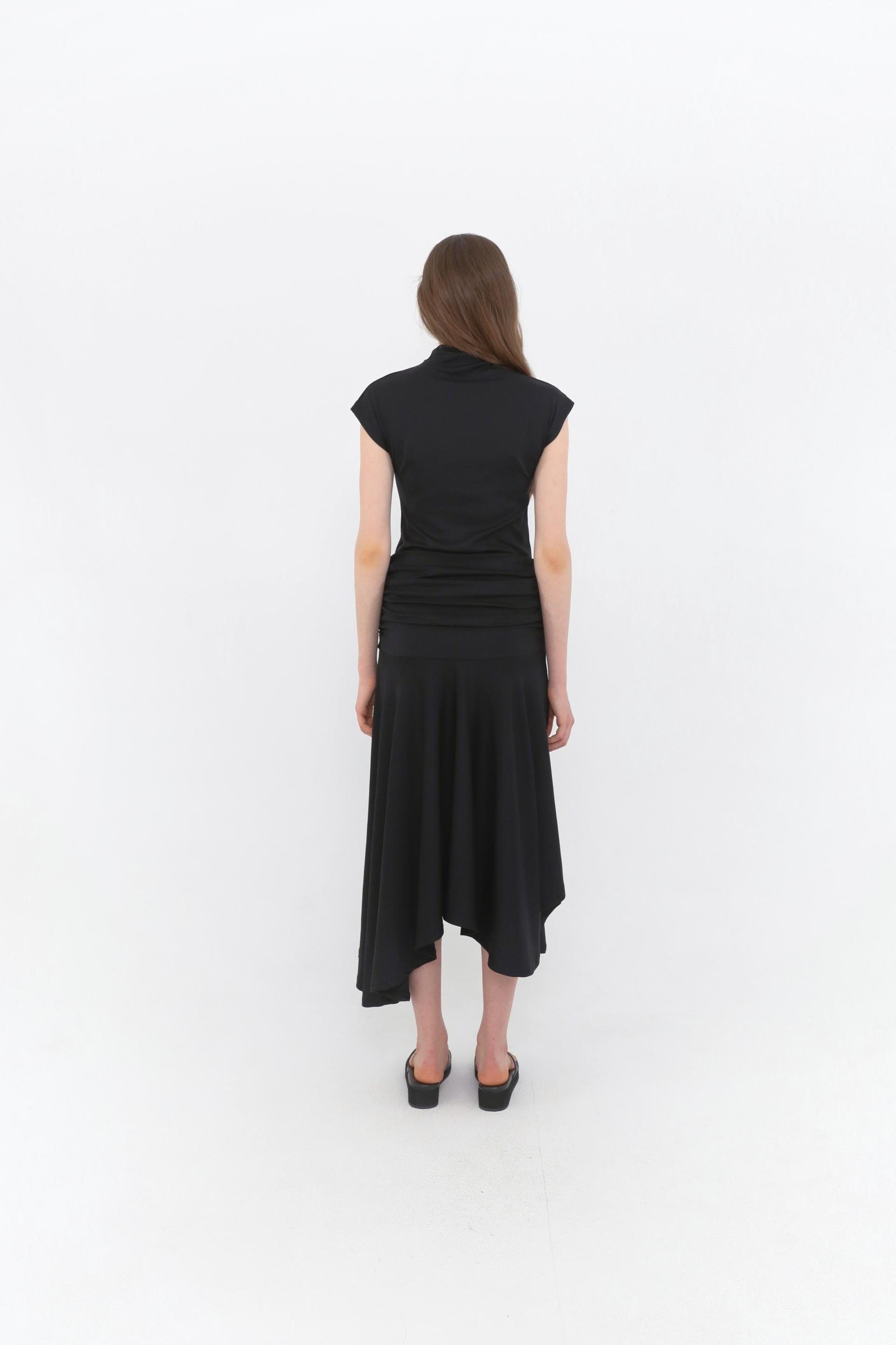 Hane Draped Asymmetric Skirt [Black]