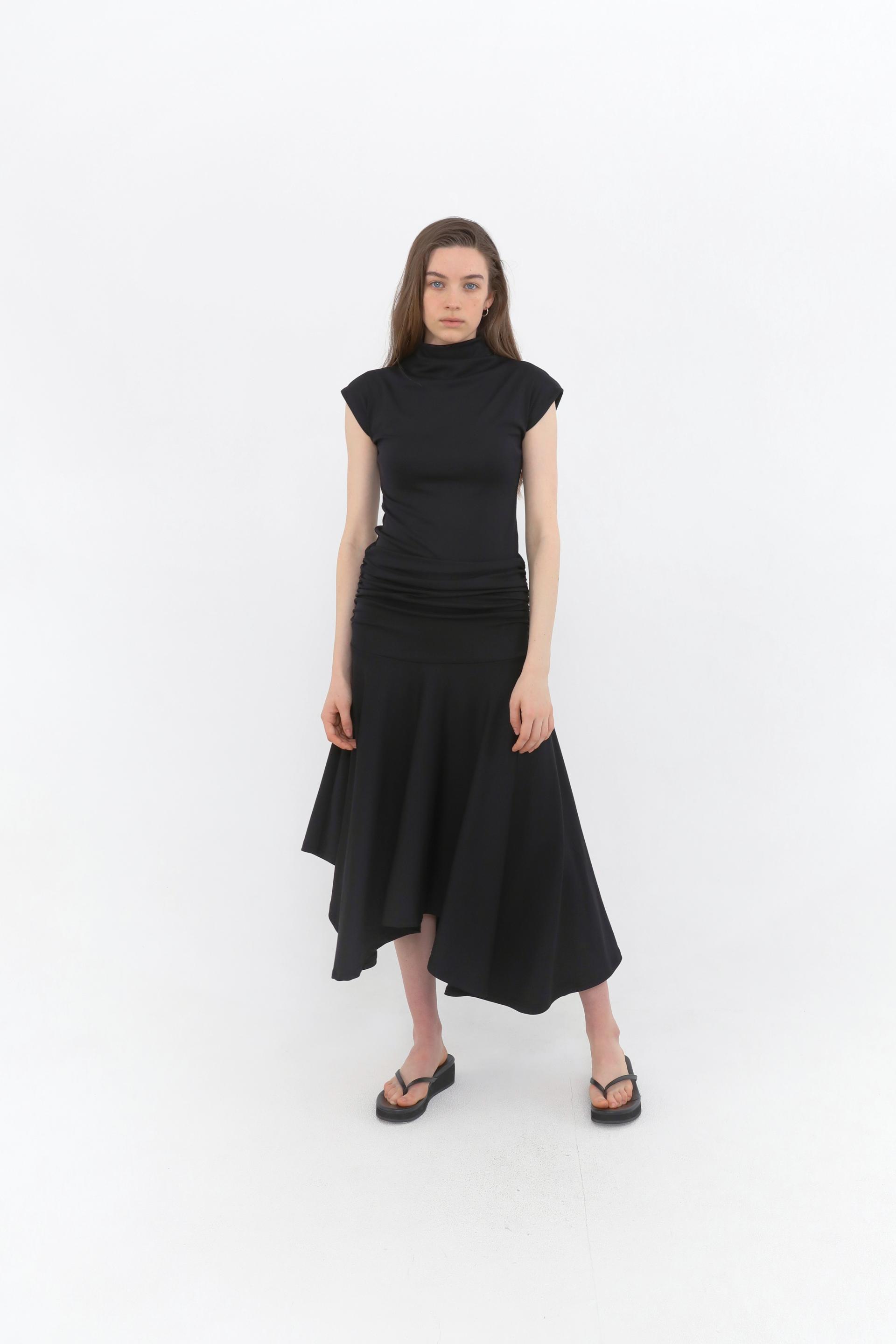 Hane Draped Asymmetric Skirt [Black]