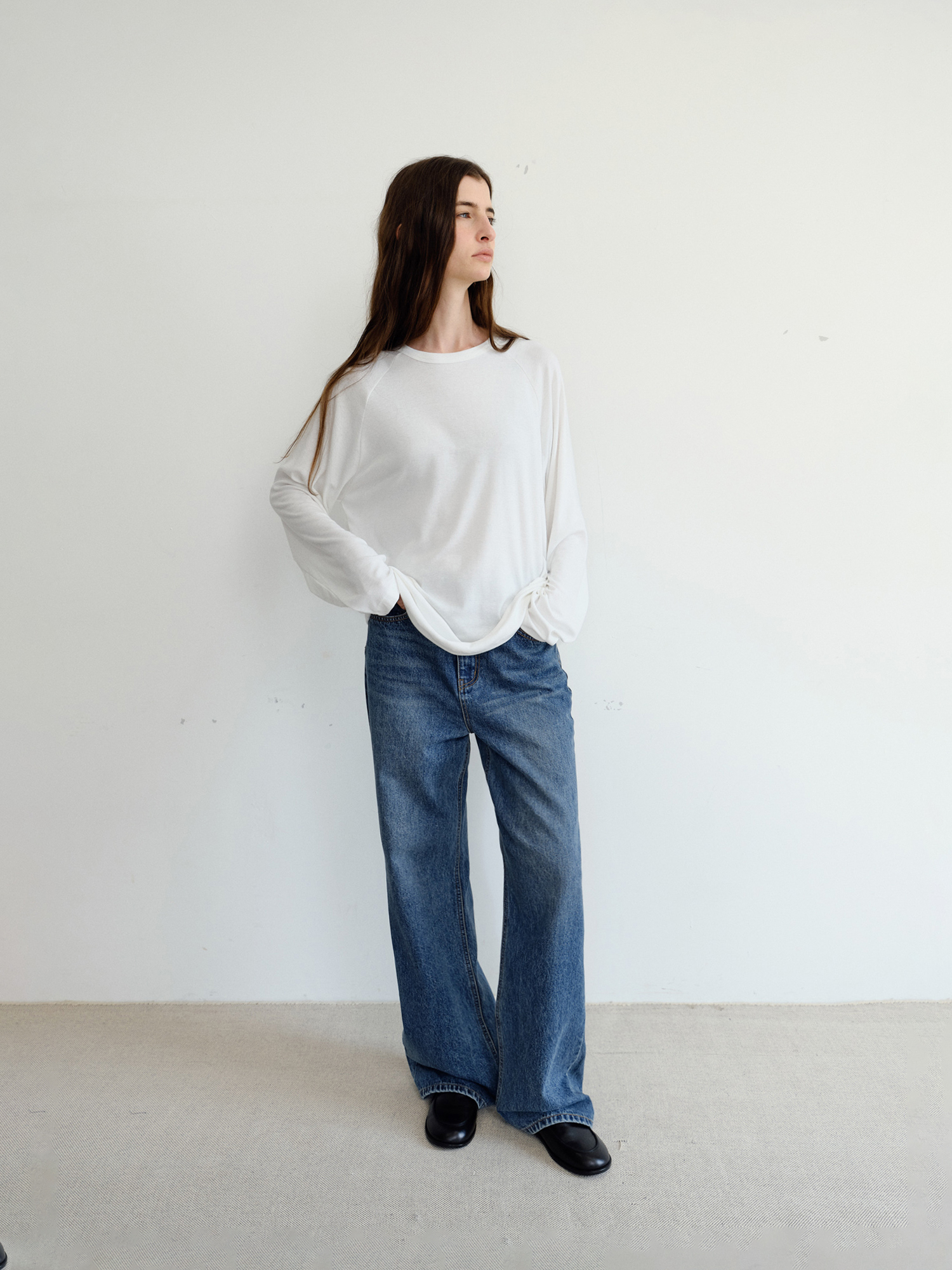 Ease Raglan T- shirt [Ivory]