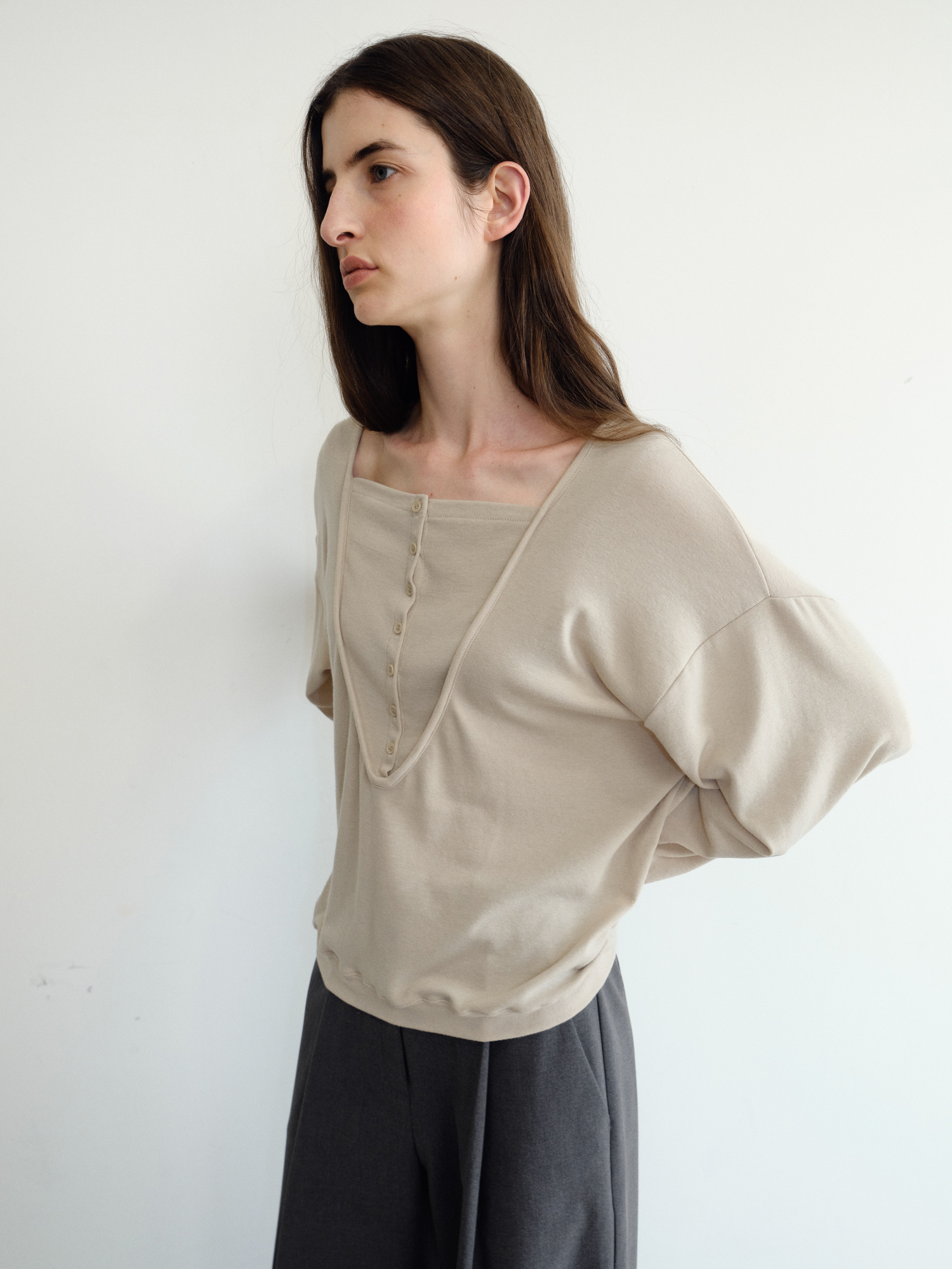 Leno Wool V-neck T-shirt [Beige]