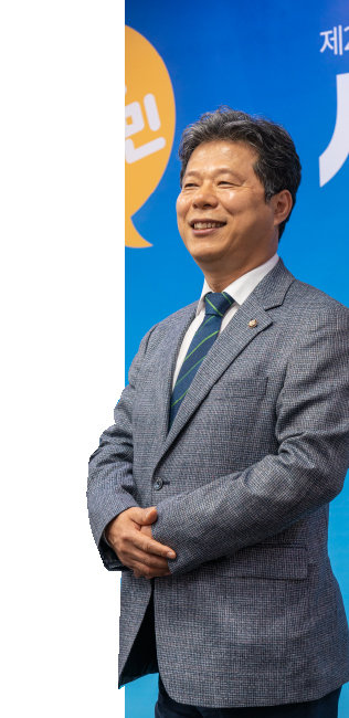 ‘2022 튼튼 펫 페스티벌’ 준비위원장을 맡은 서영석 의원은 “이번 첫 박람회는 사람과 반려동물이 조화를 이루며 살아가는 부천시가 되기 위한 시작점”이라고 말했다. [홍태식 객원기자]