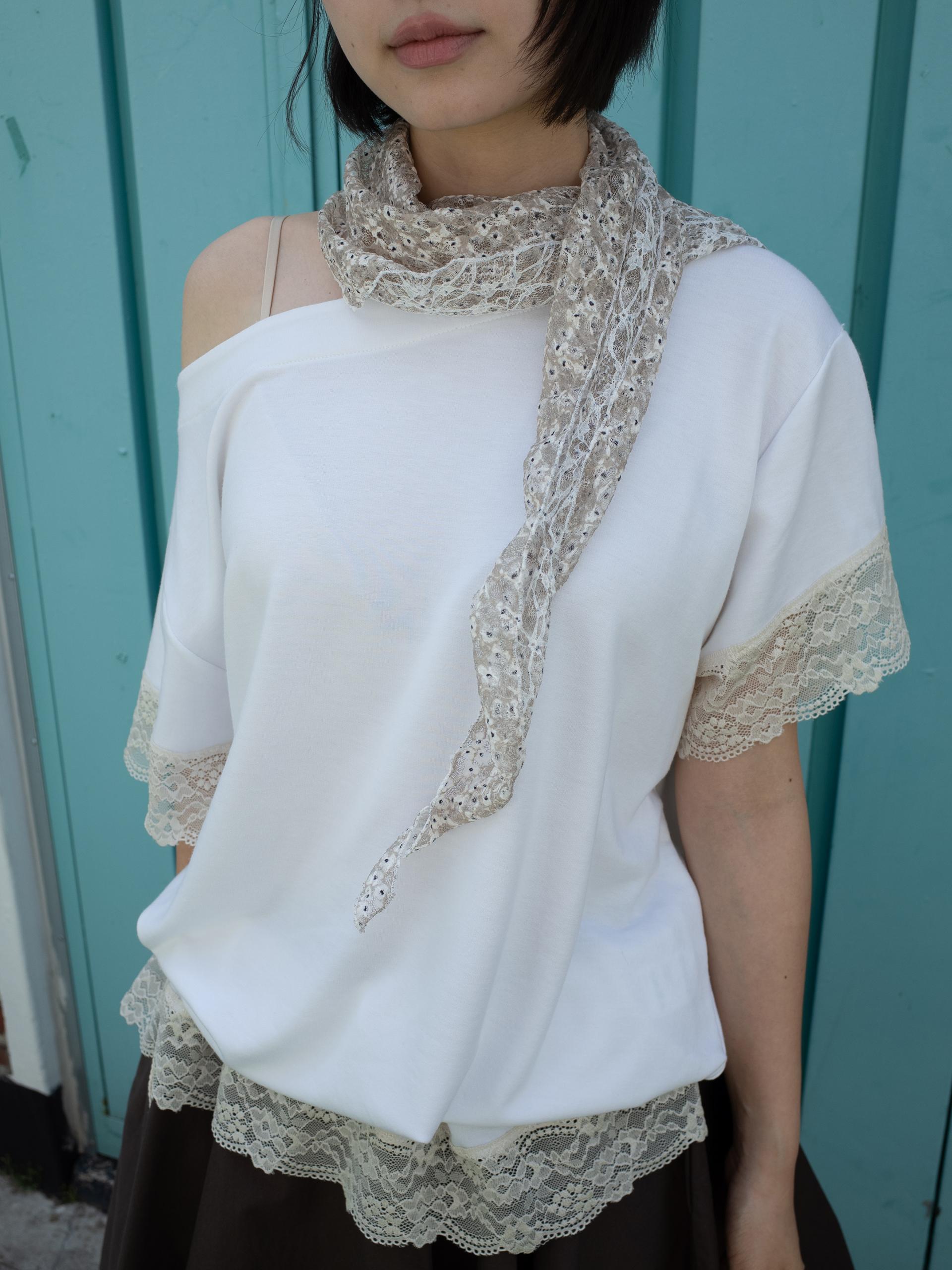 FLORAL PATTERN SCARF (BEIGE)