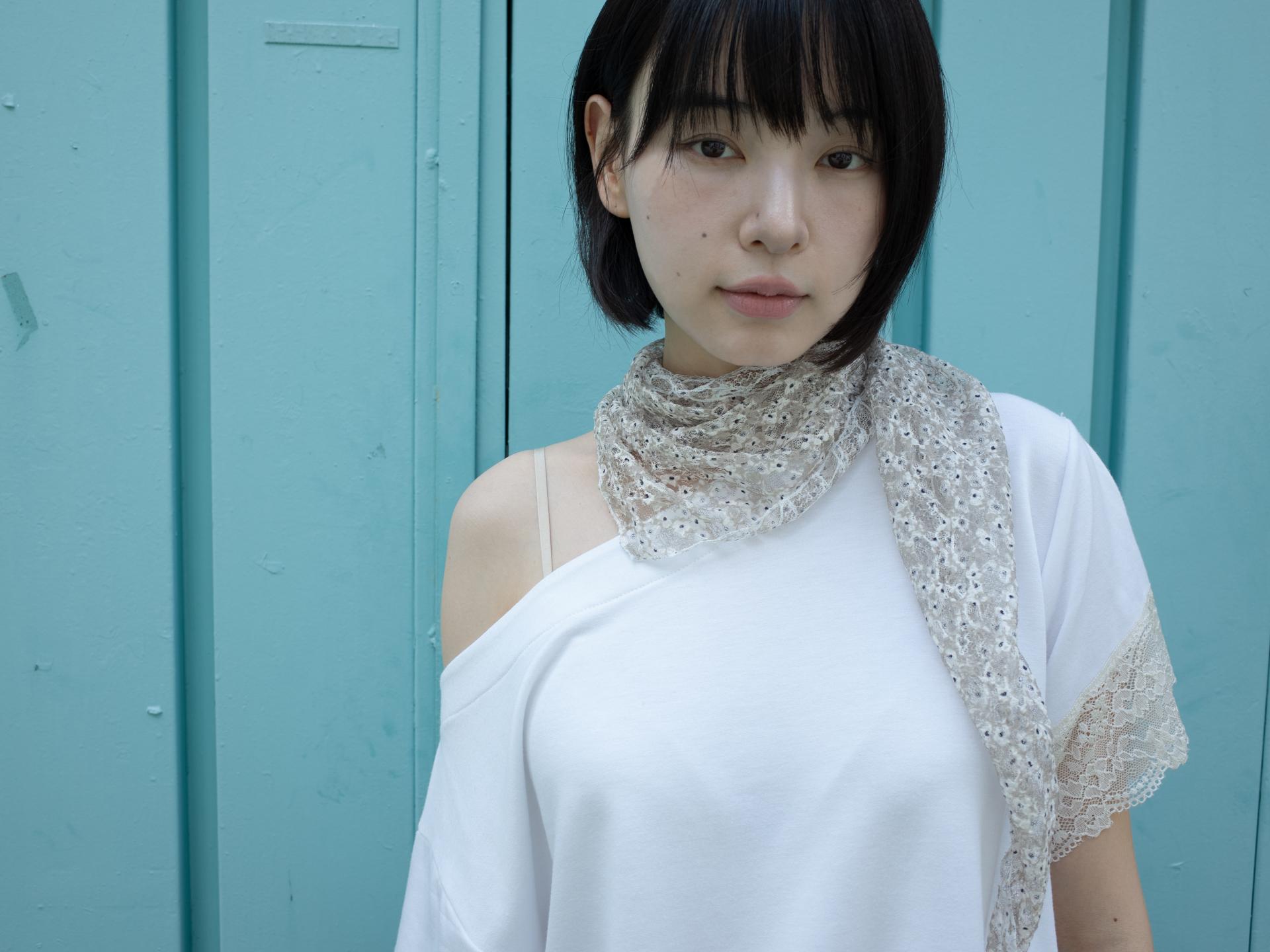 FLORAL PATTERN SCARF (BEIGE)
