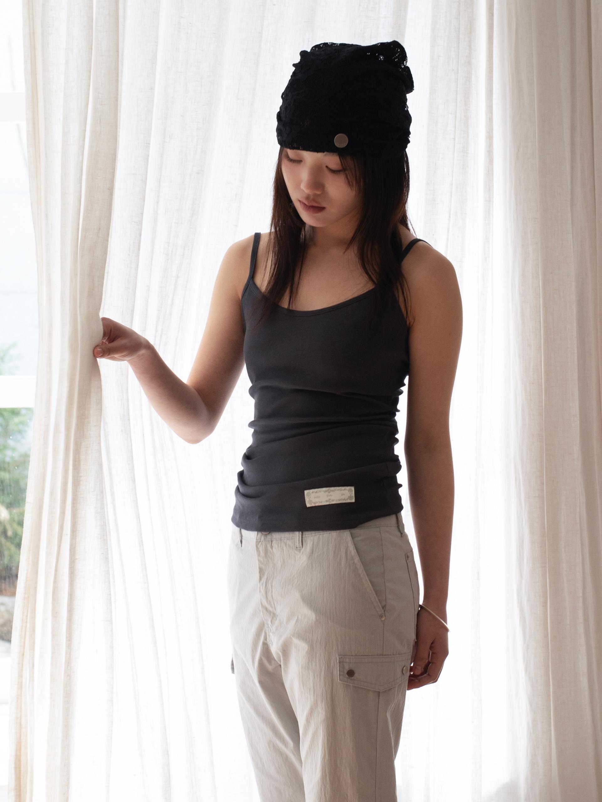 EASY OPEN BACK SLEEVELESS (CHARCOAL)