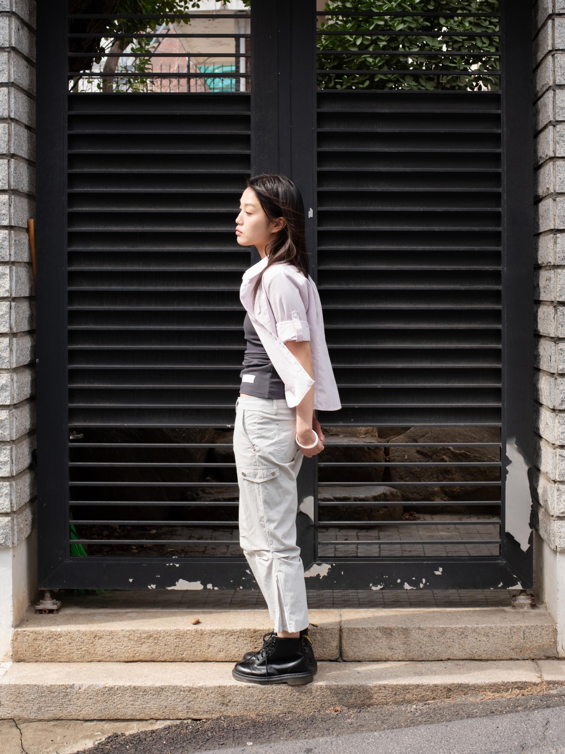 EASY OPEN BACK SLEEVELESS (CHARCOAL)