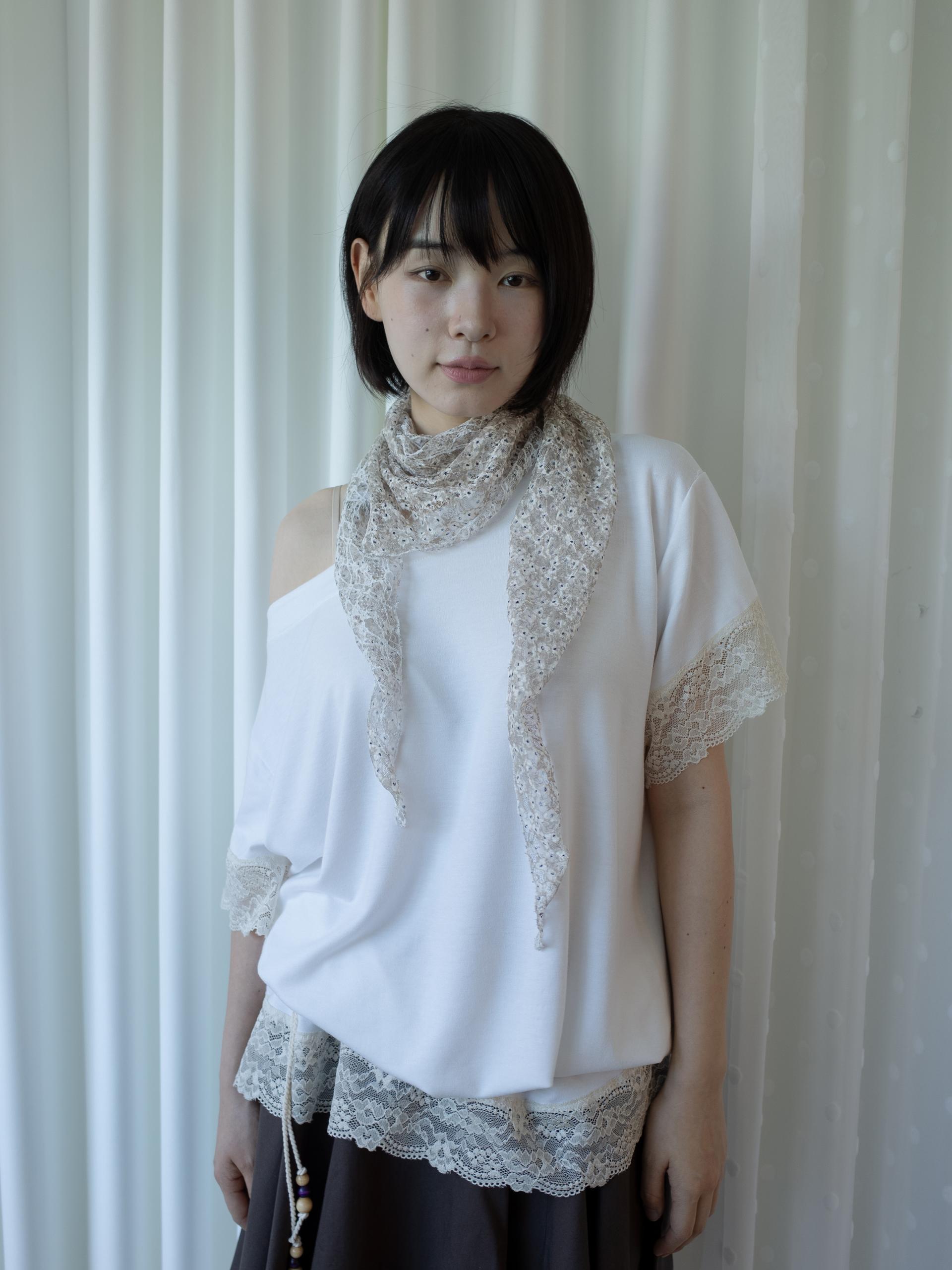 FLORAL PATTERN SCARF (BEIGE)