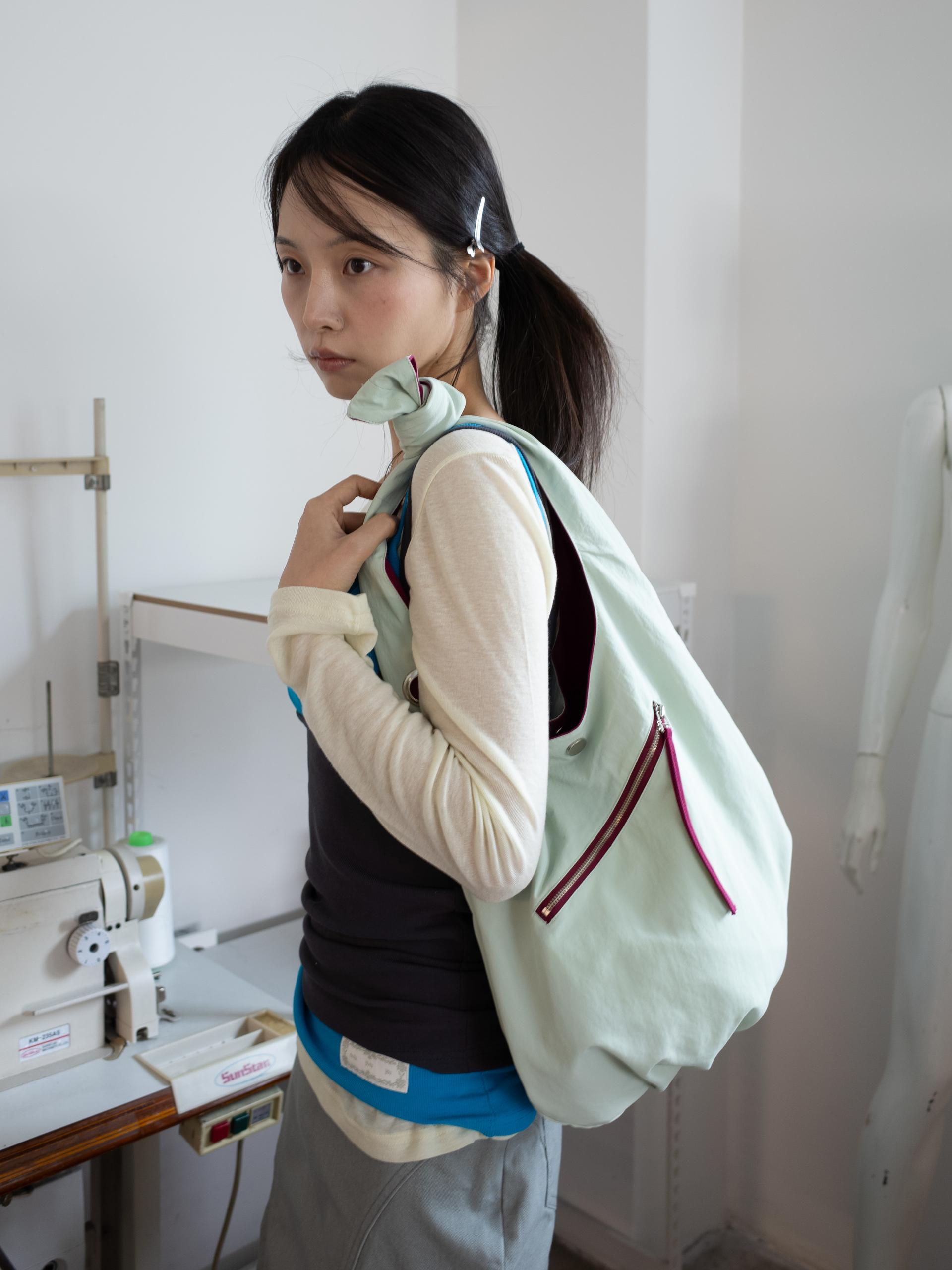 [2차 6/1출고] EASY OPEN BACK SLEEVELESS (COBALT BLUE)