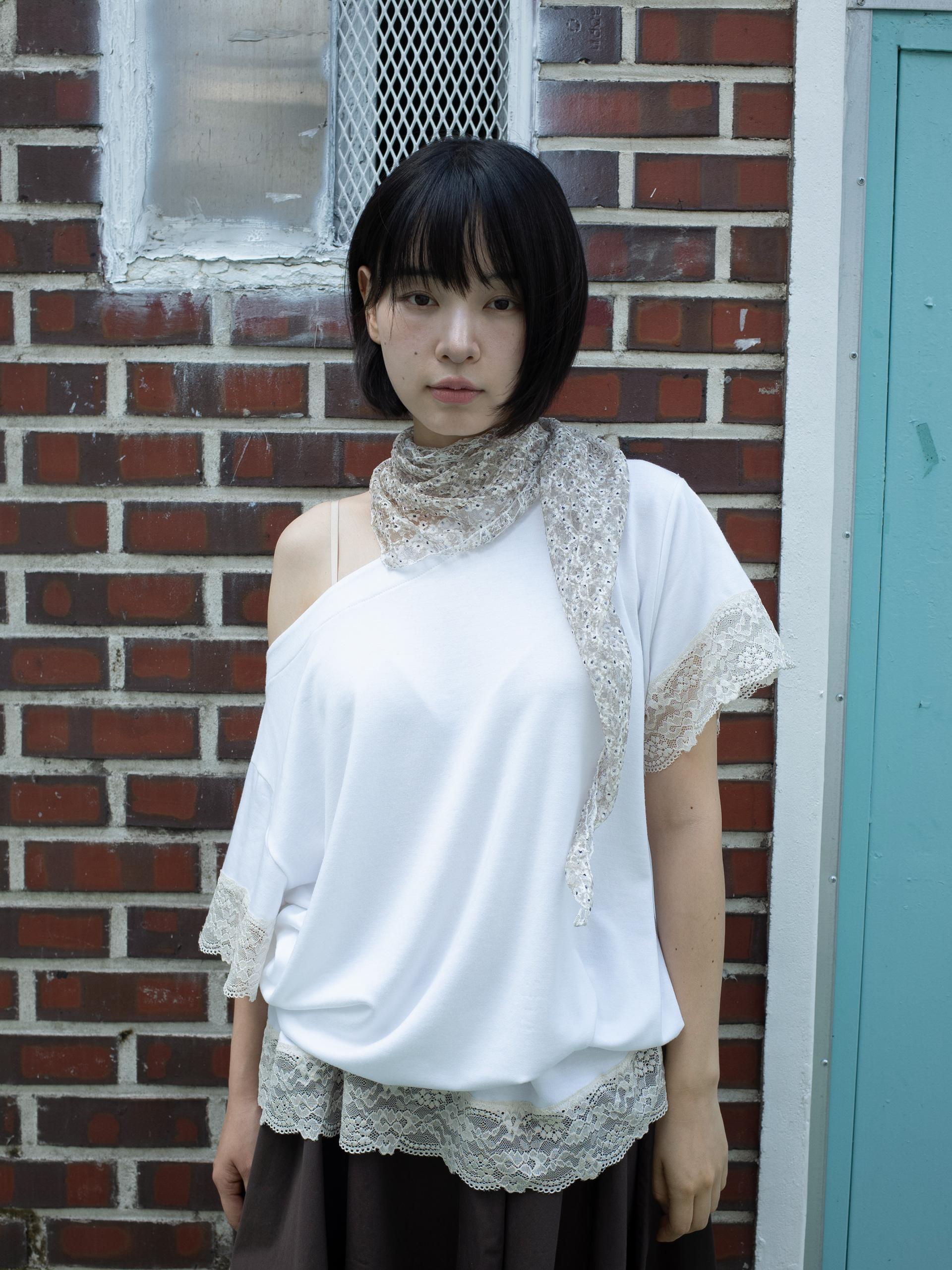 FLORAL PATTERN SCARF (BEIGE)