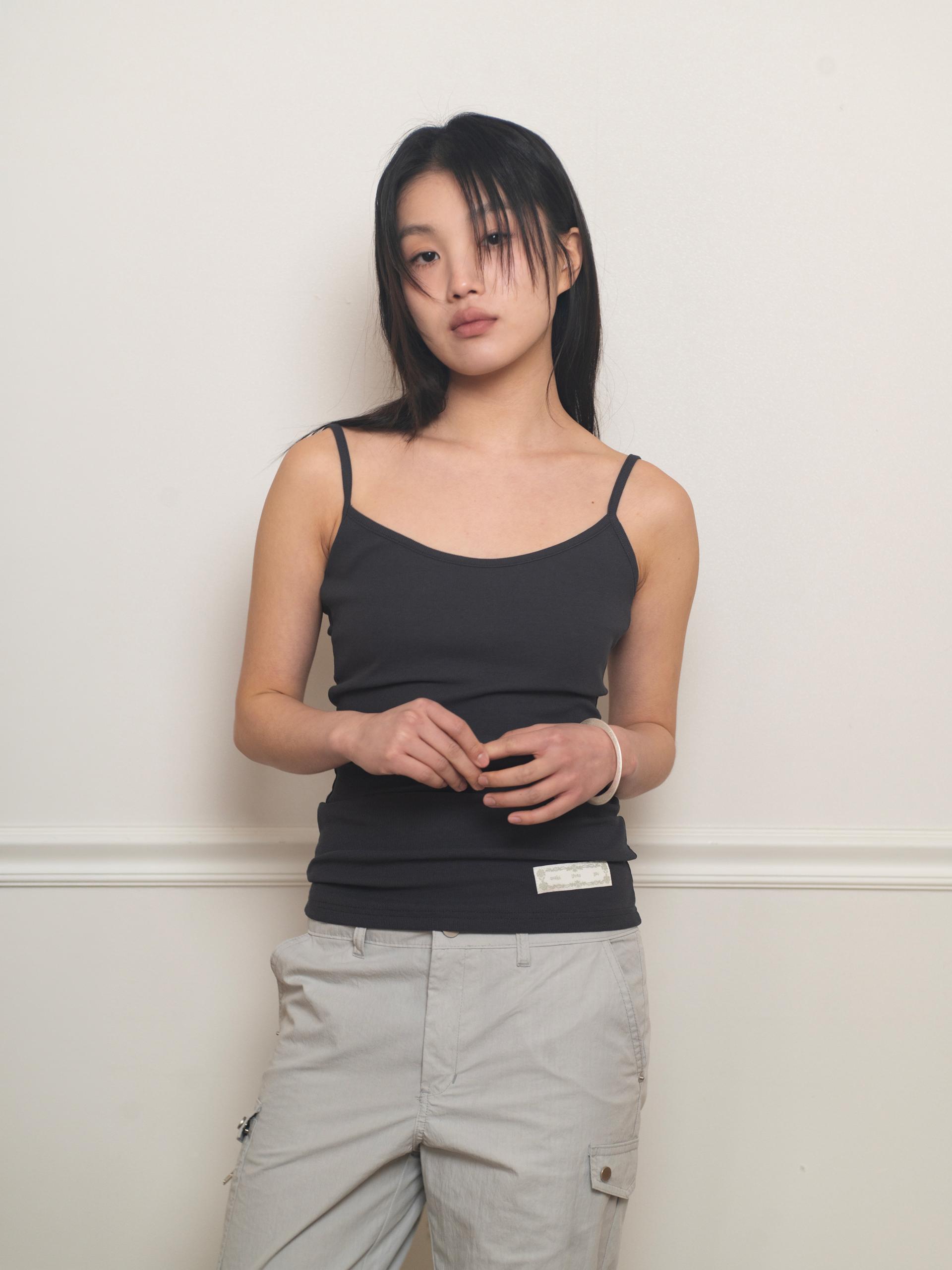 EASY OPEN BACK SLEEVELESS (CHARCOAL)