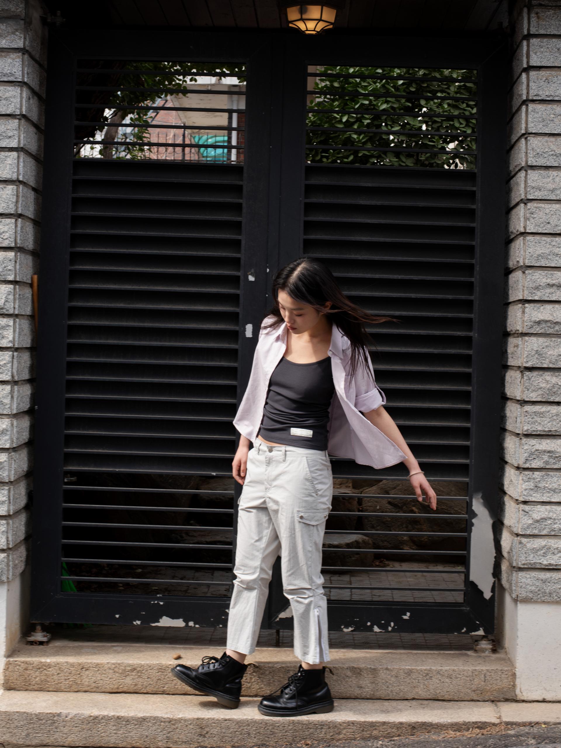 EASY OPEN BACK SLEEVELESS (CHARCOAL)