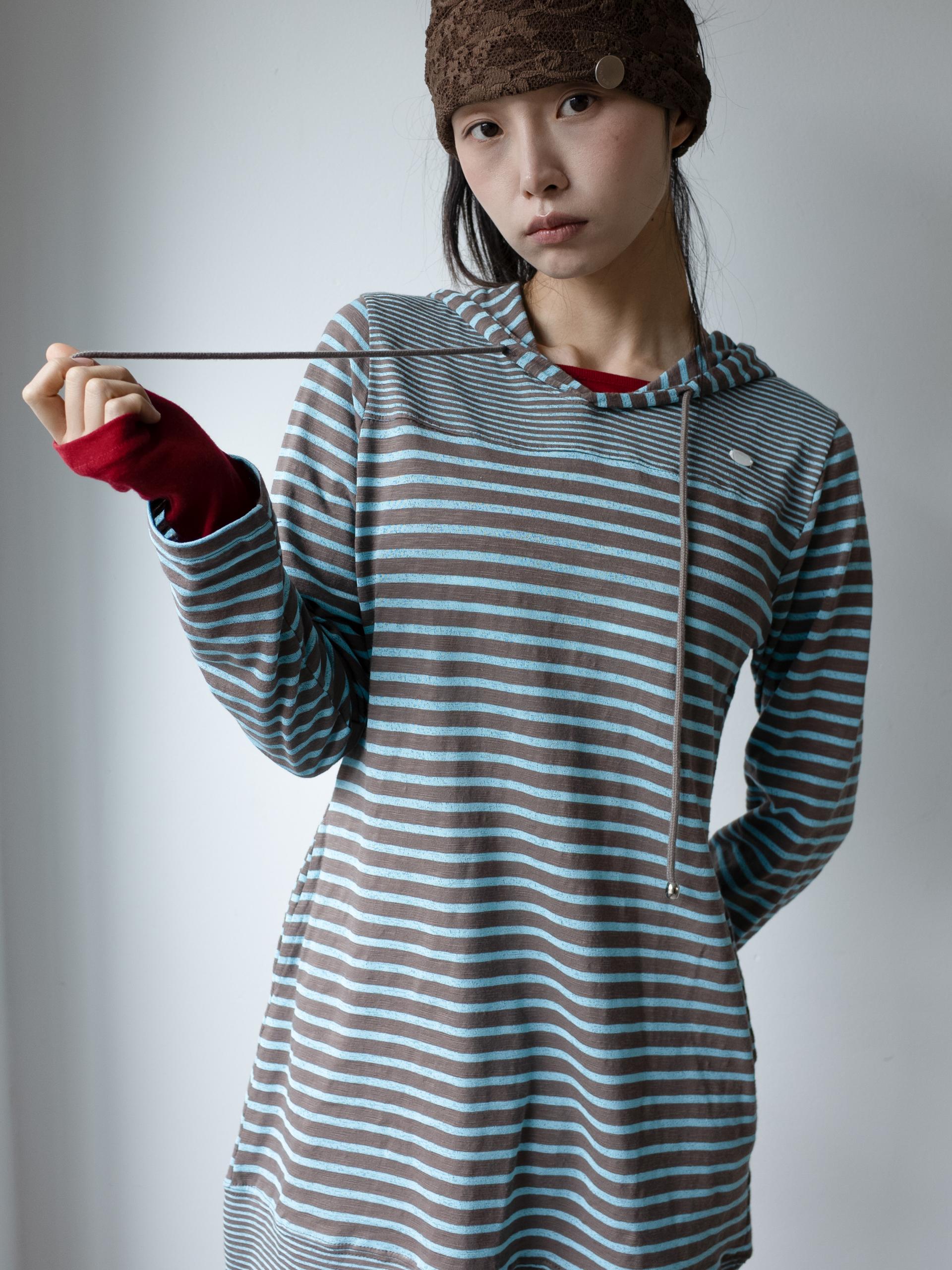 STRIPE HOODIE DRESS (BLUE MUD)