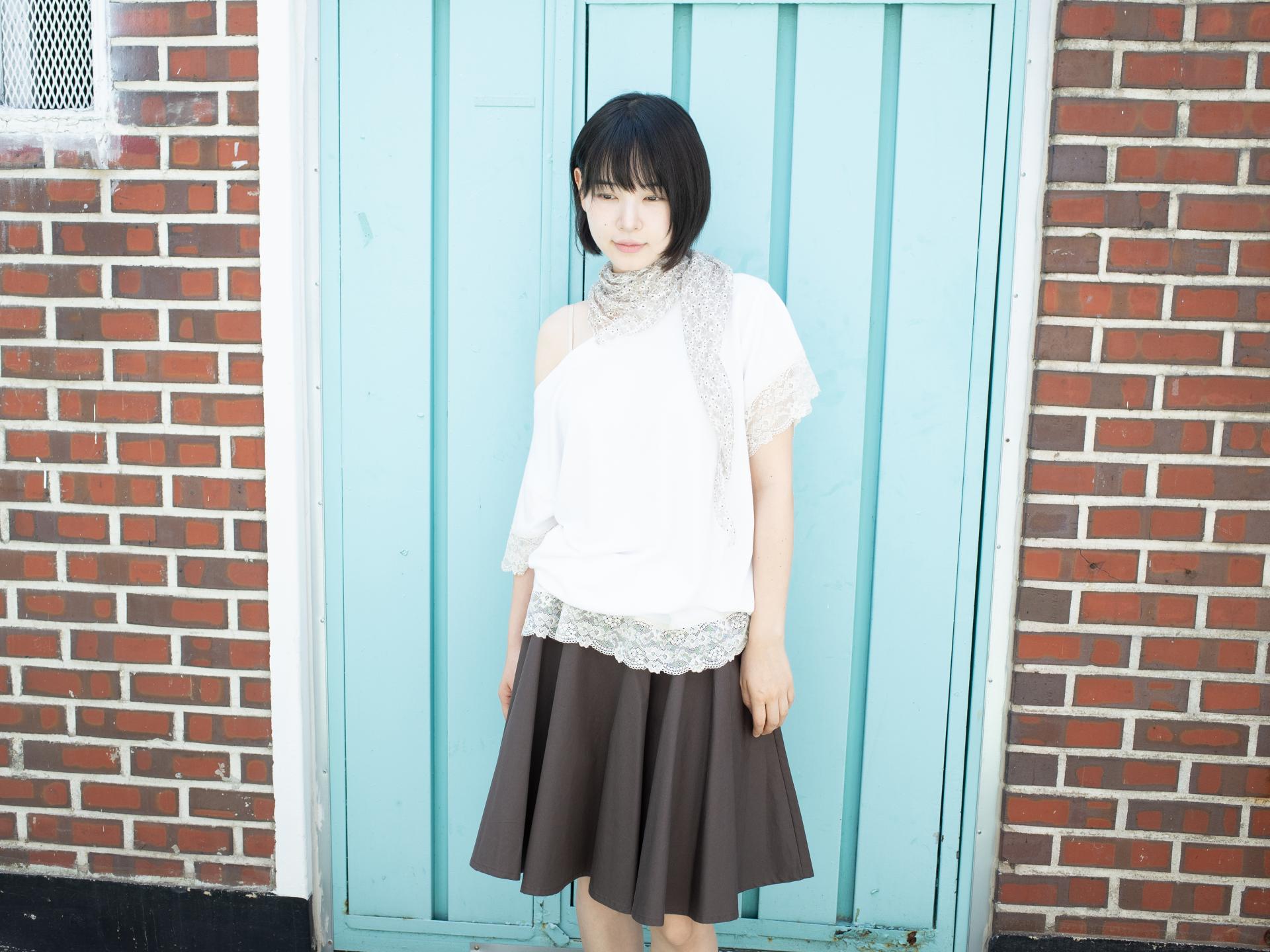 FLORAL PATTERN SCARF (BEIGE)