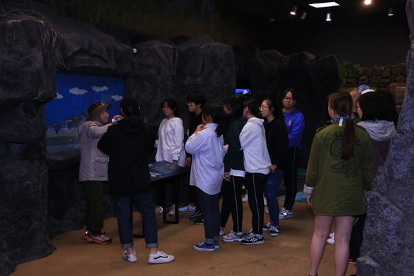 10.16 서귀중앙여중.jpg