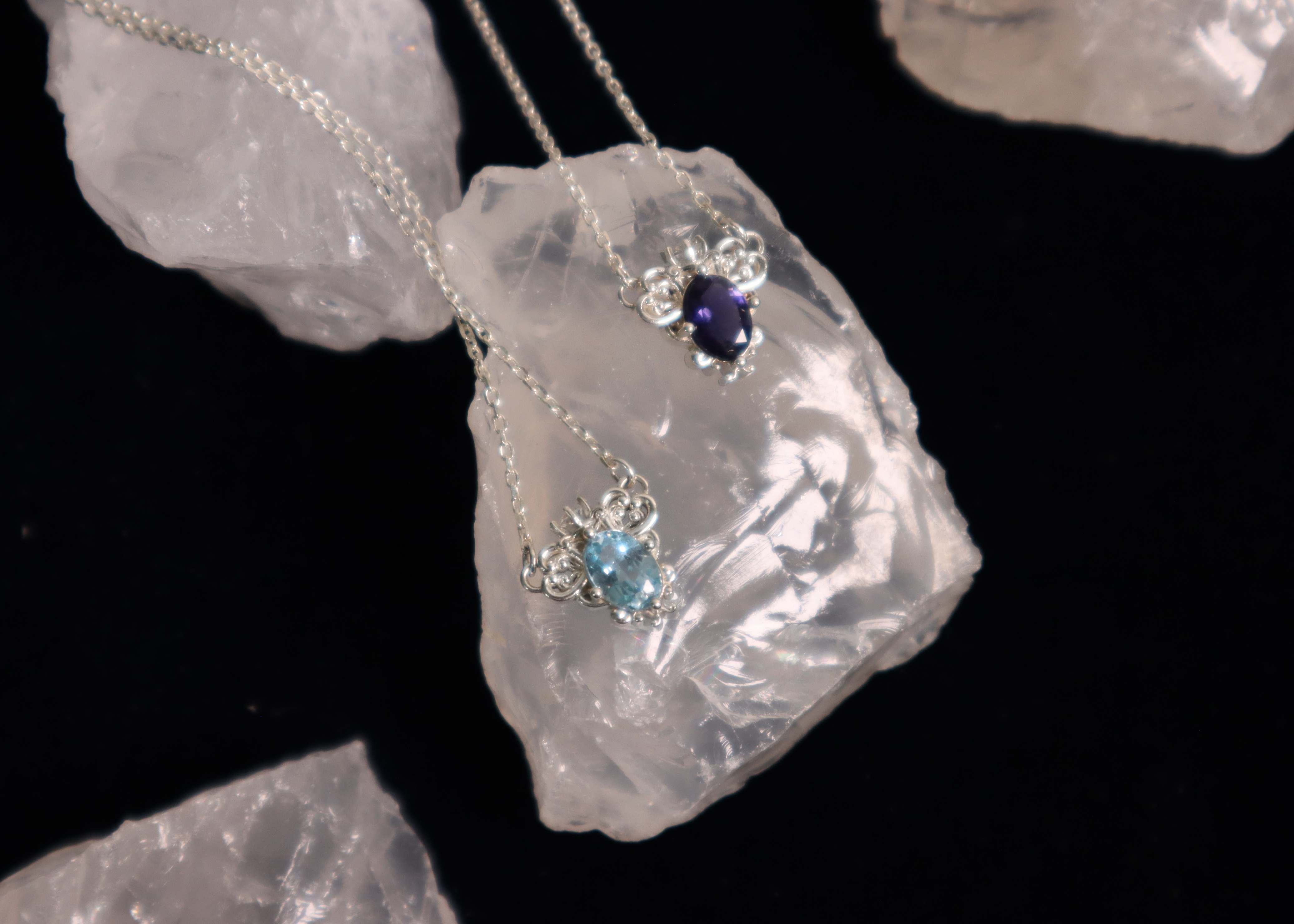 Sealing Wish Necklace_소원의 비약 목걸이_스카이토파즈
