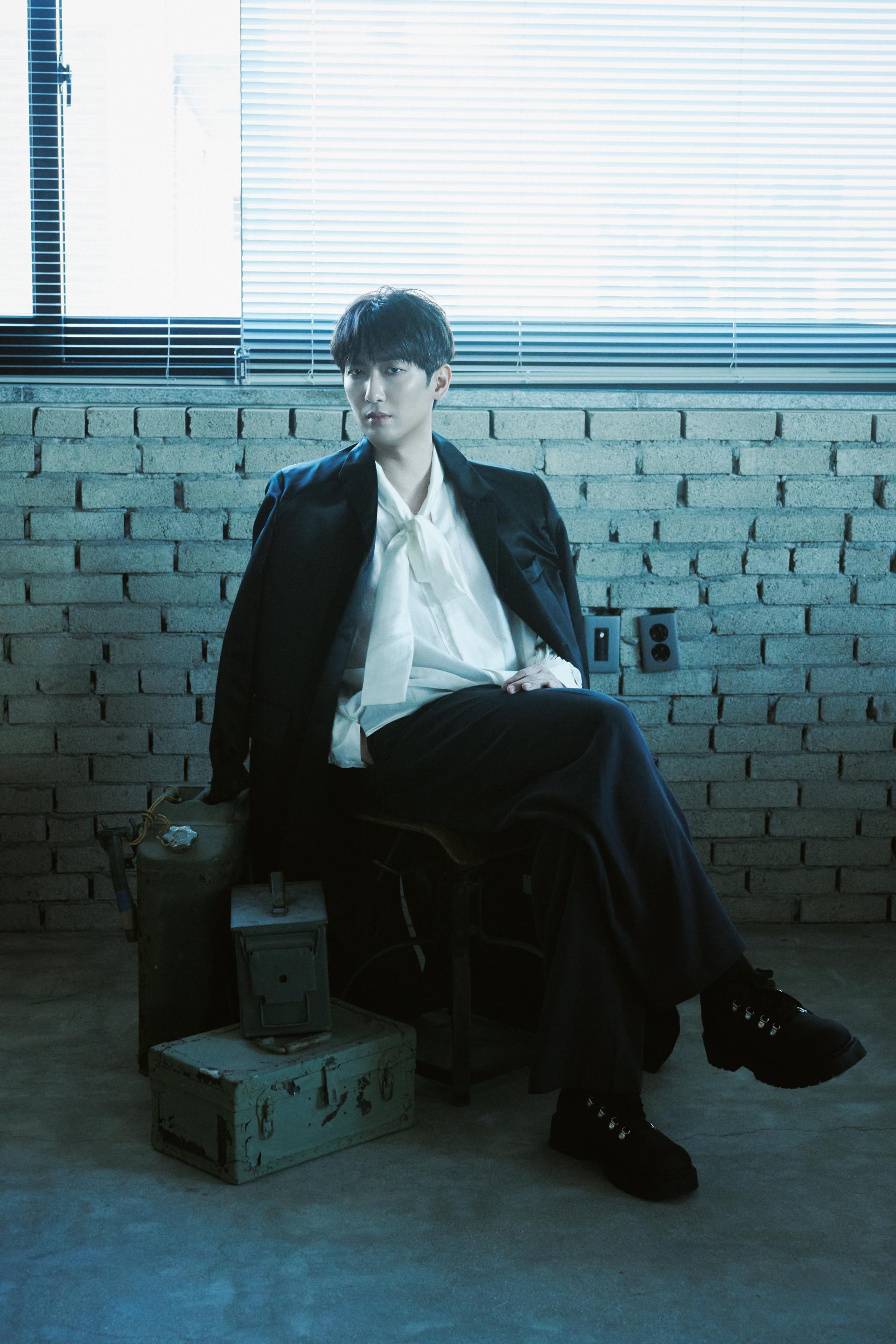이혁정모 자켓2.jpg