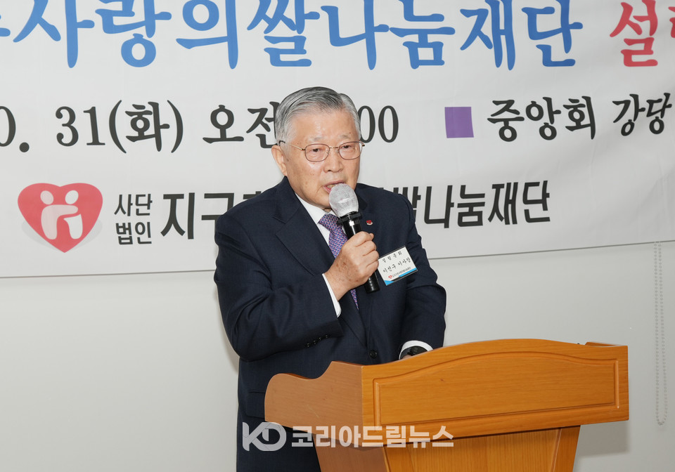 ▲이선구 목사가 ‘심은 대로 거두리라(갈 6:7~8)’란 제목으로 설교하고 있다. (사진 = 코리아드림뉴스)