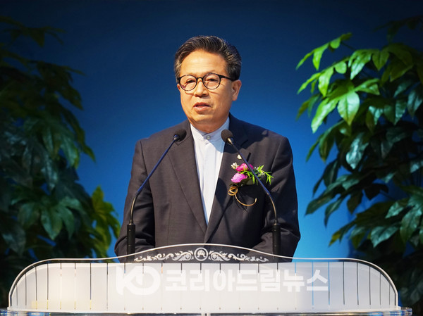 ▲박종호 목사(안양시기독교연합회 대표회장)가 격려사를 전했다. (사진 = 코리아드림뉴스)