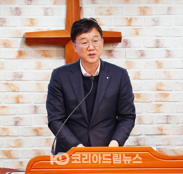▲이민근 안산시장이 축사를 전했다. (사진 = 코리아드림뉴스)