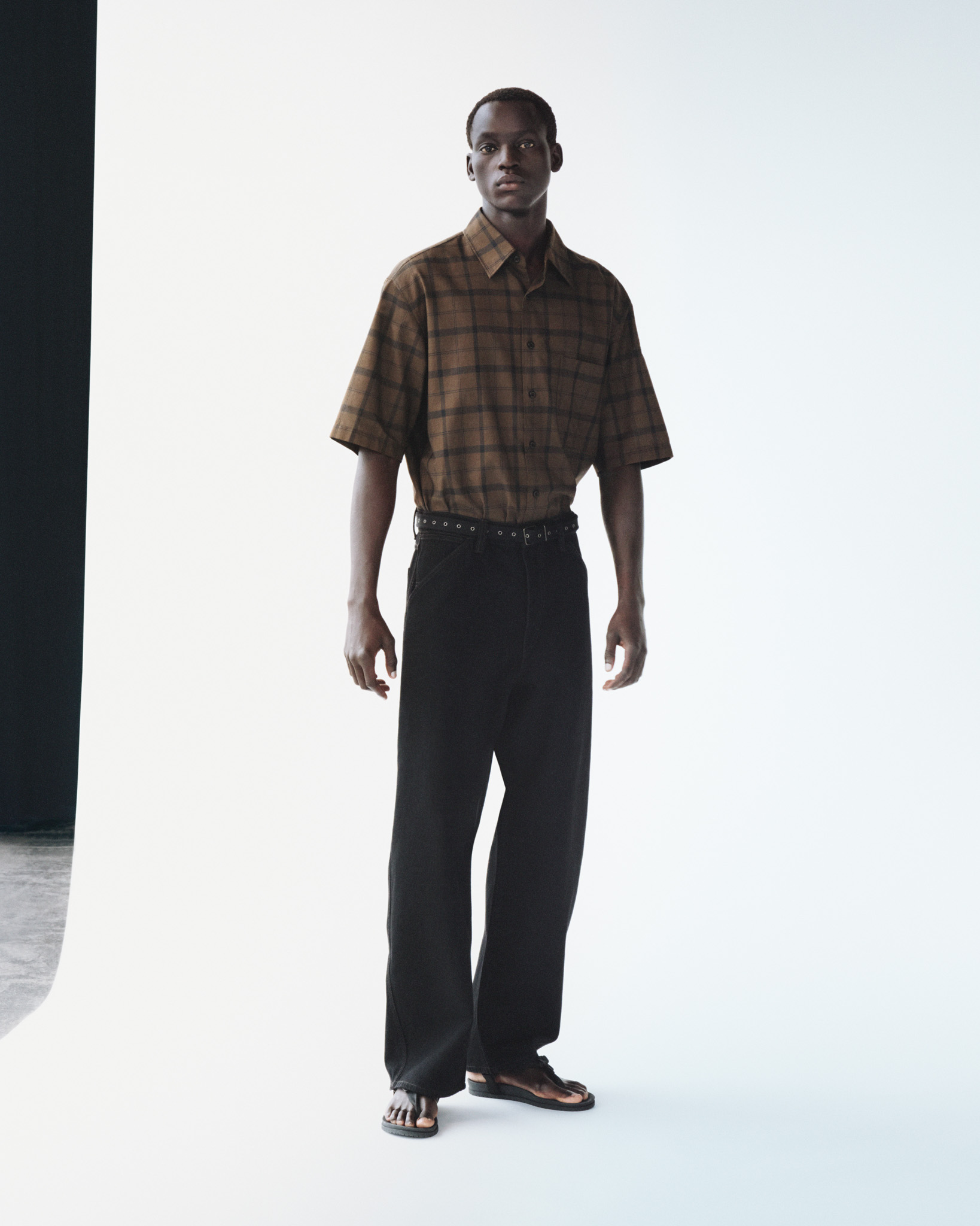 584d4a32fb8a9.jpg