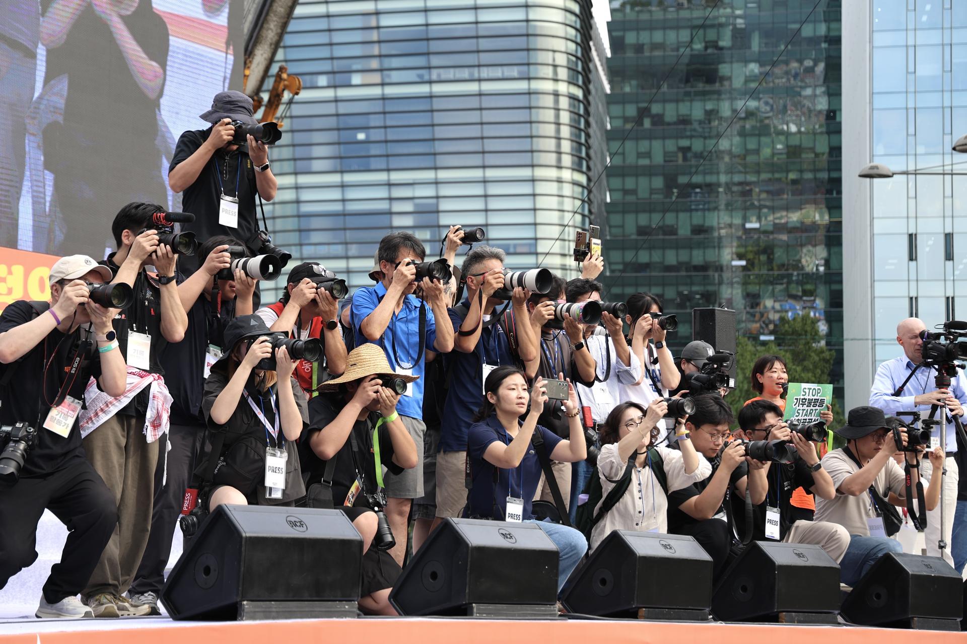 ac097c0128ba1.jpg