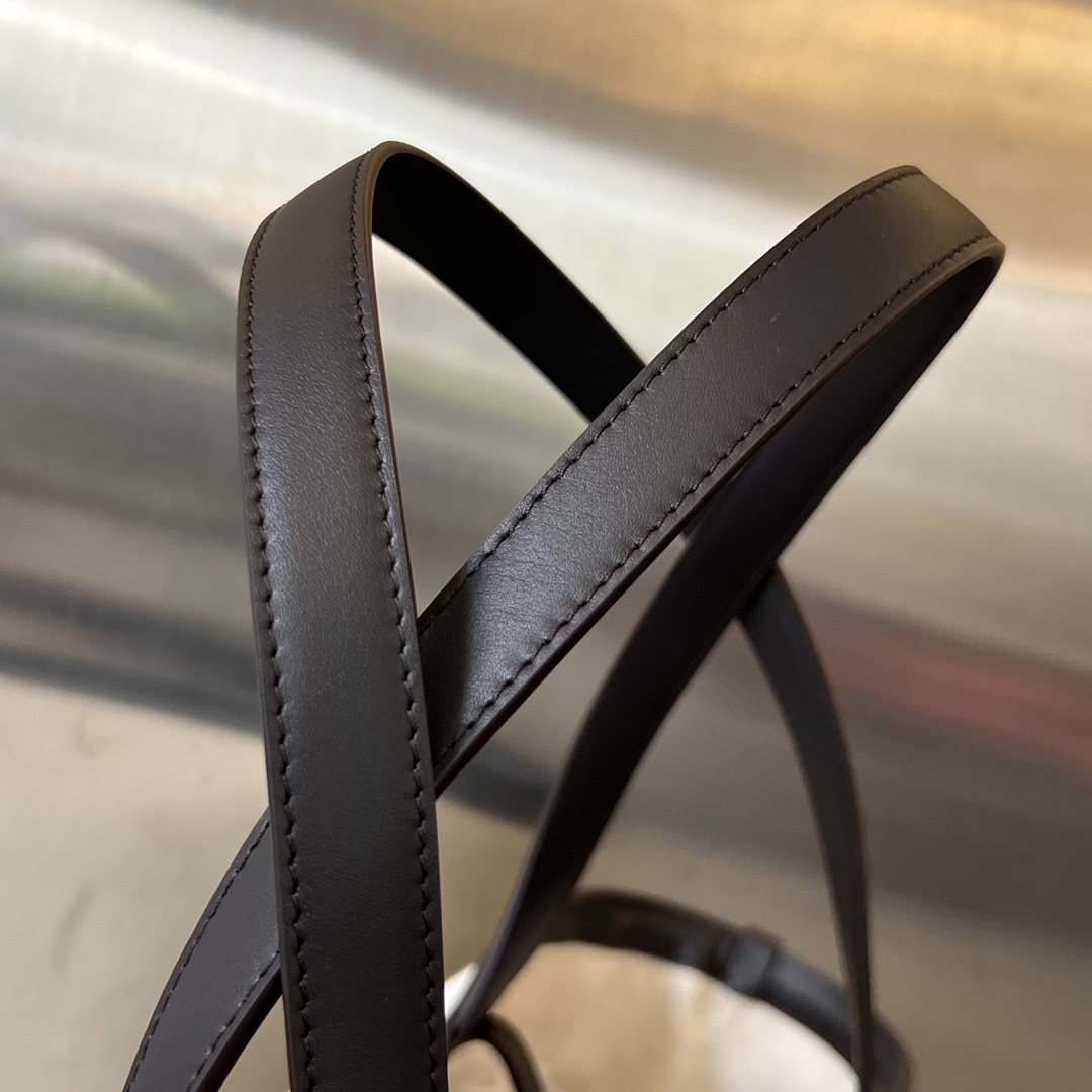 0ef56b3609bc4.jpg