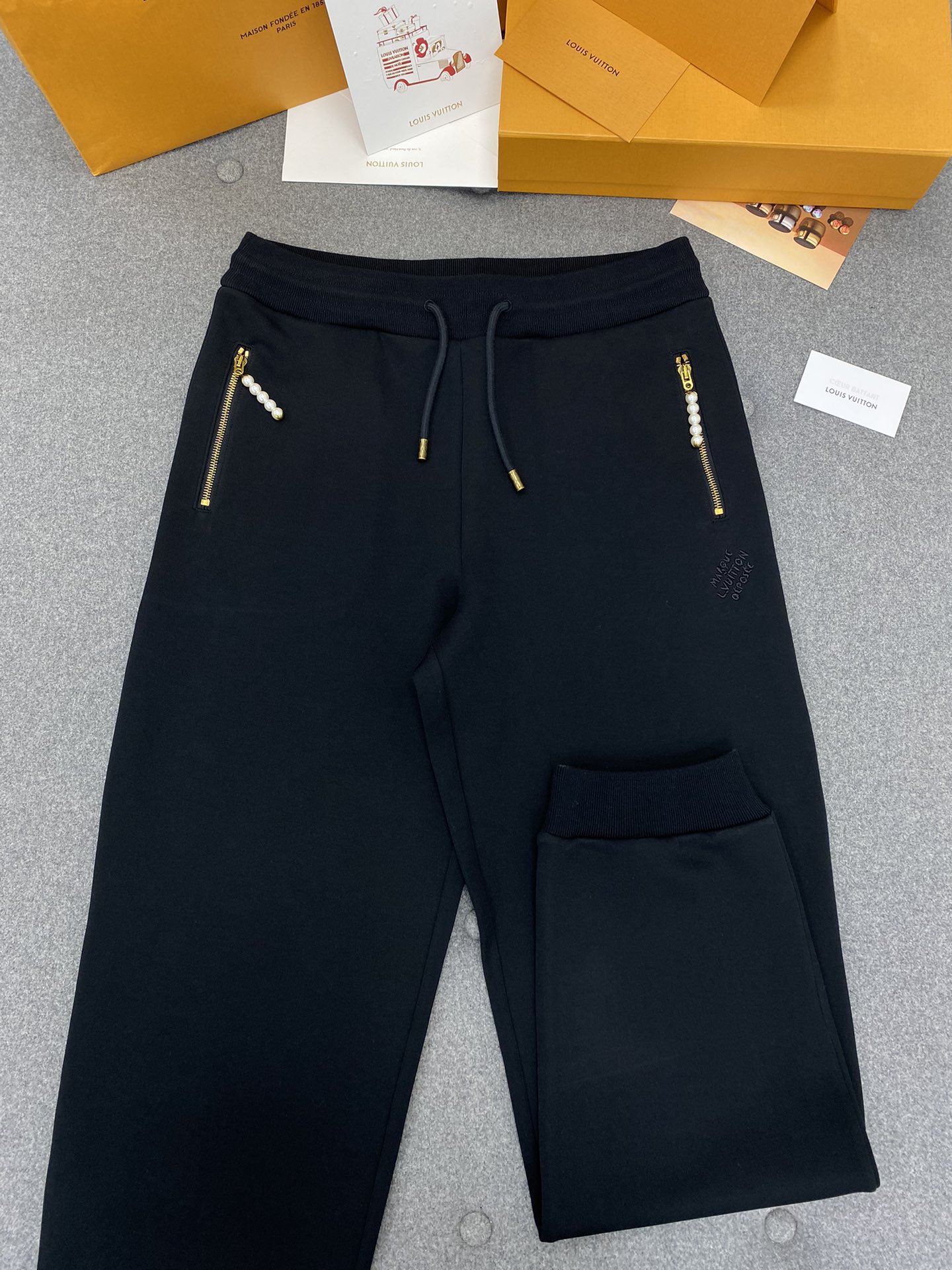 15730dcf90808.jpg