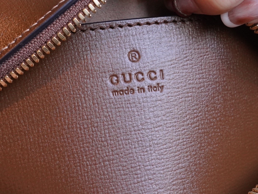 1ae03cca505c0.jpg