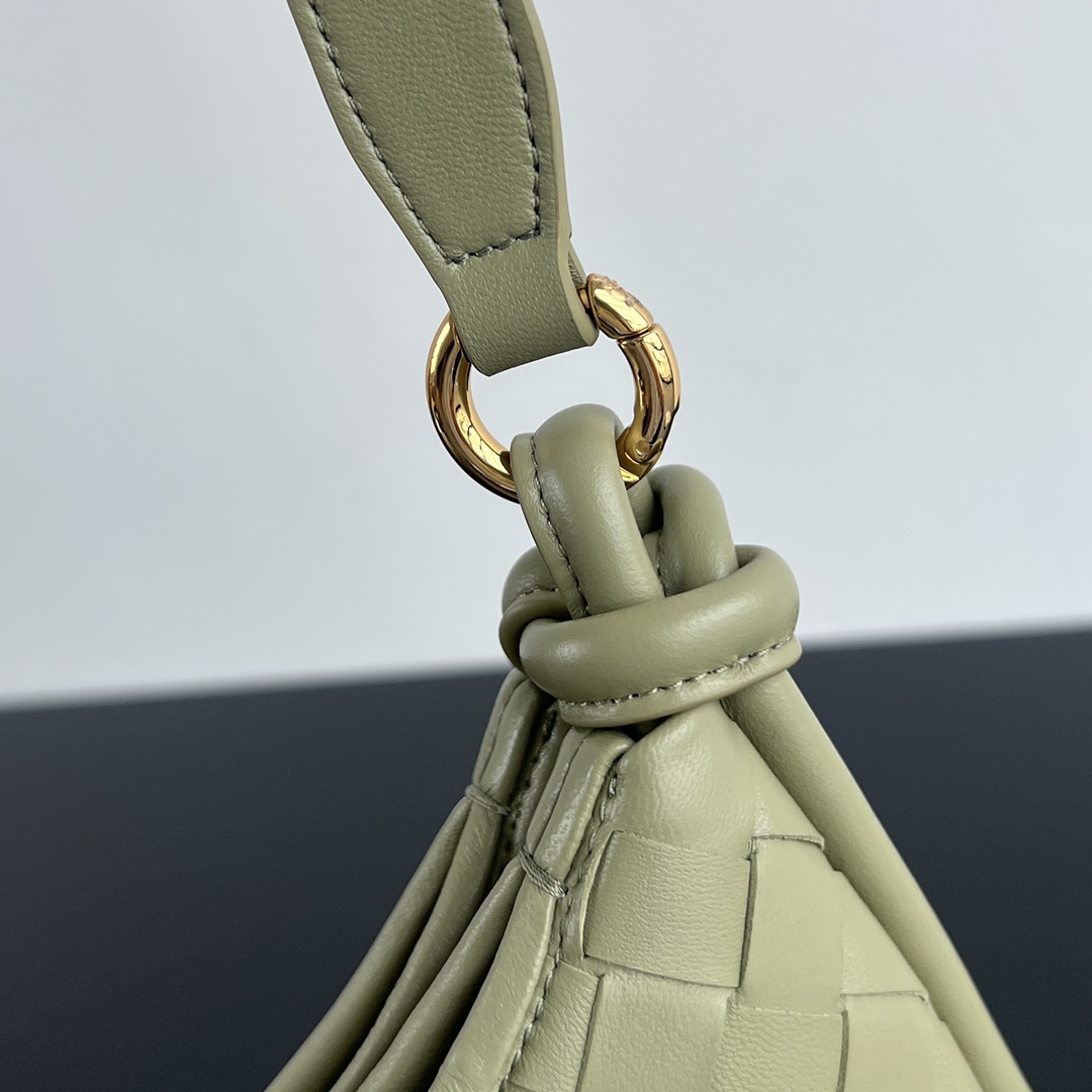 24a5db155f70f.jpg