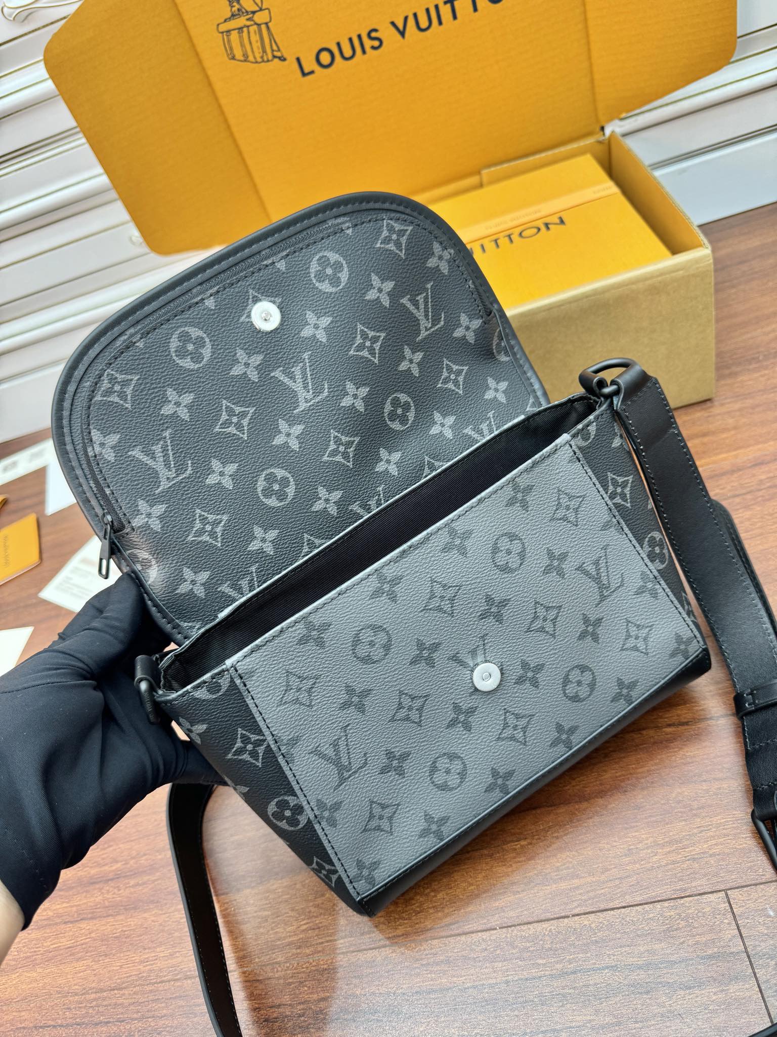 2da45ab79593f.jpg