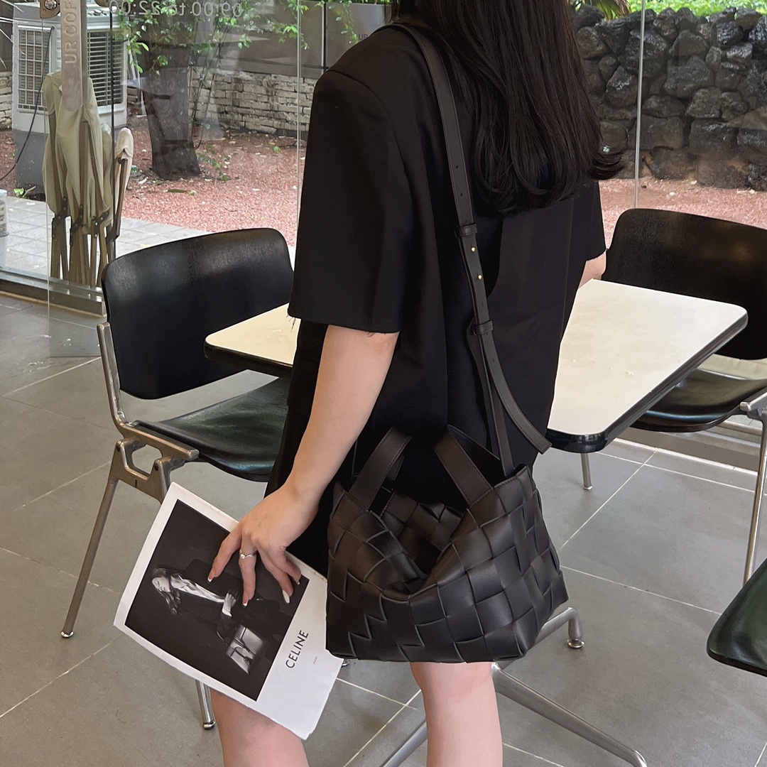 4b4a71575e58b.jpg