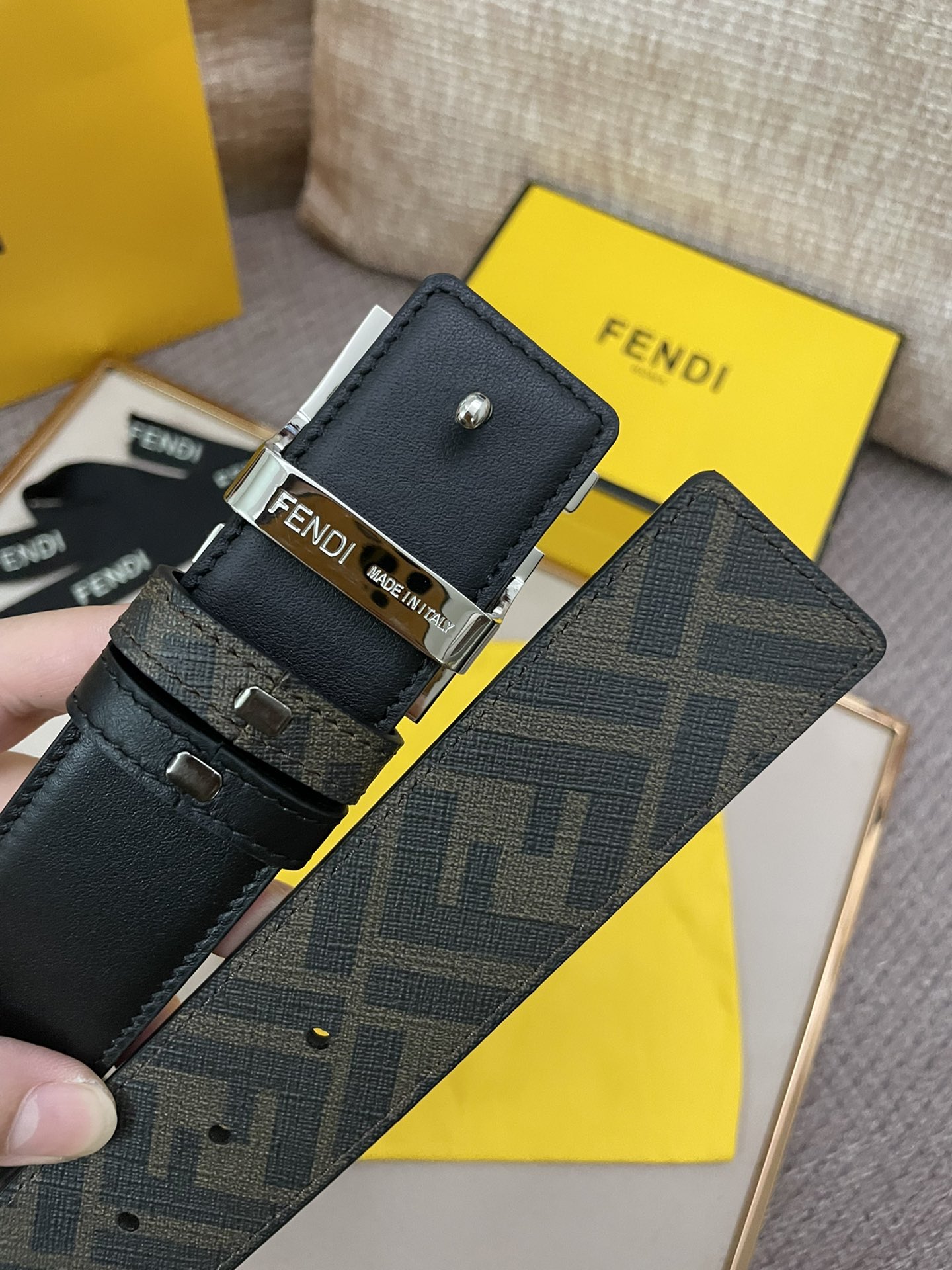 ce64cbf63557f.jpg