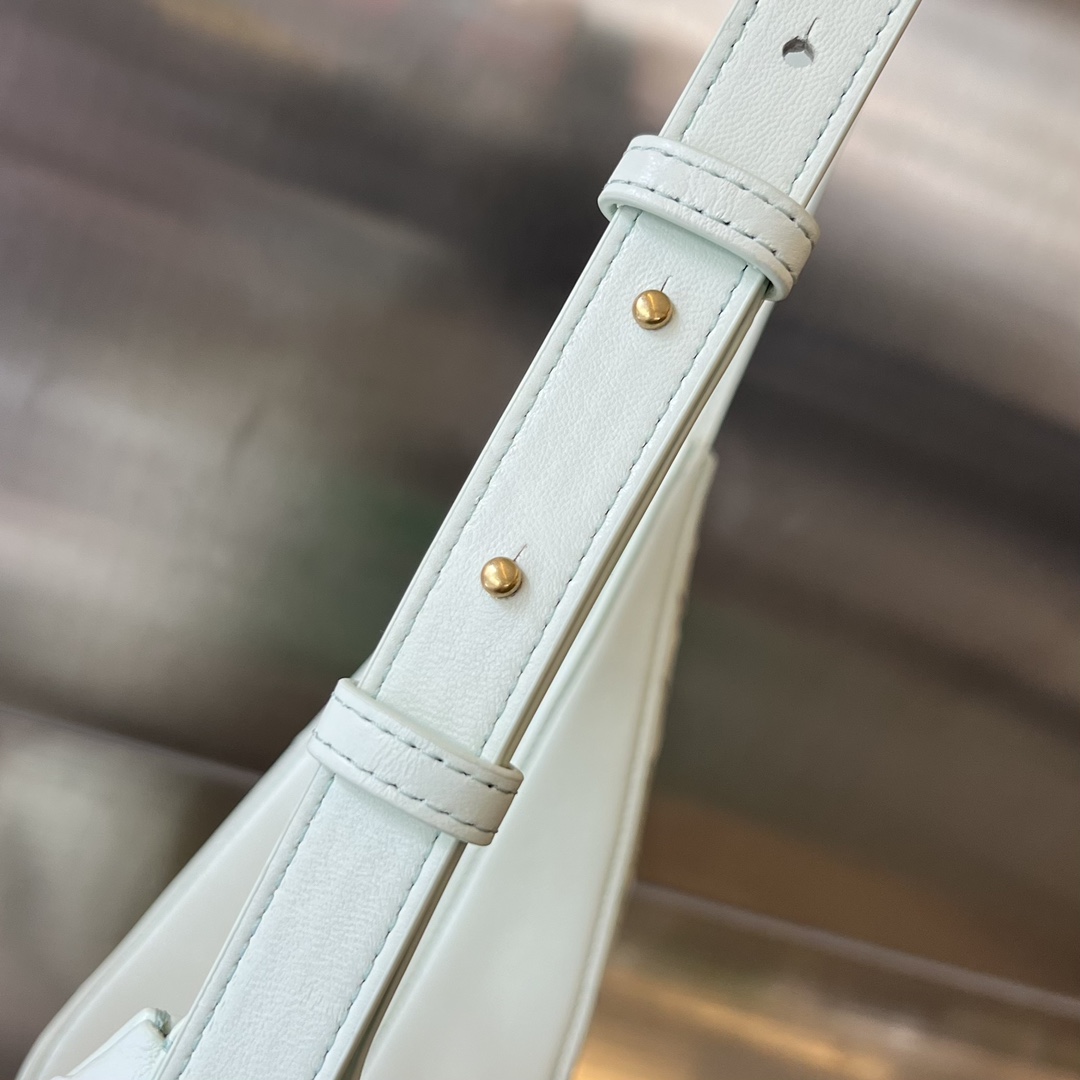 d79af132b070a.jpg