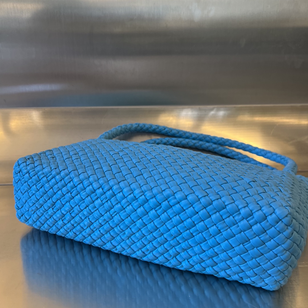 e94f9b31be448.jpg