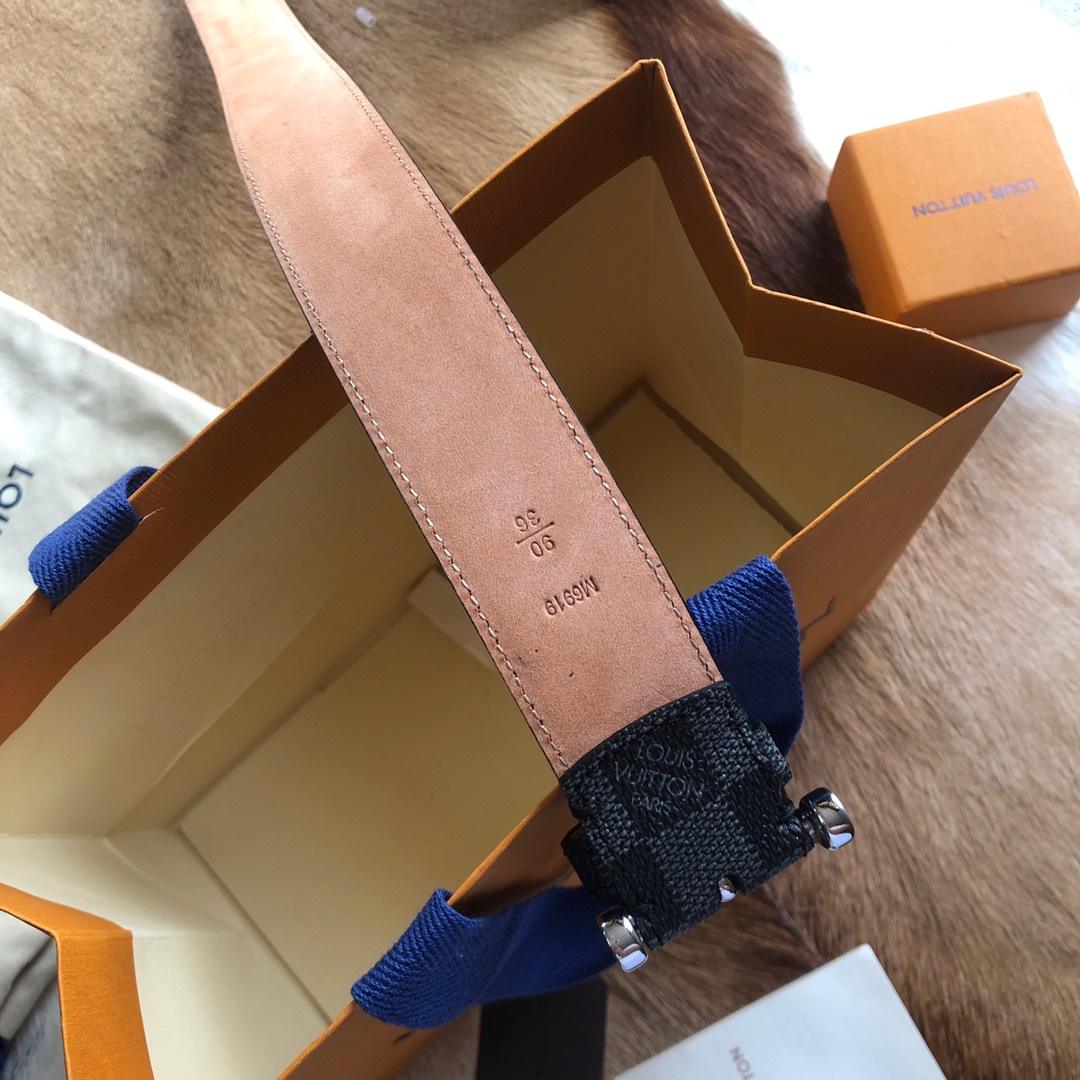 f143d718b4a80.jpg