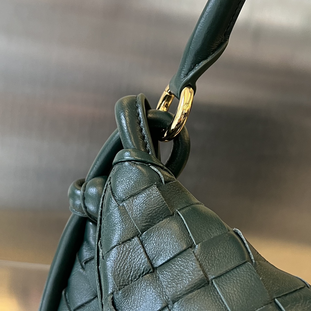 f424d52c4d059.jpg