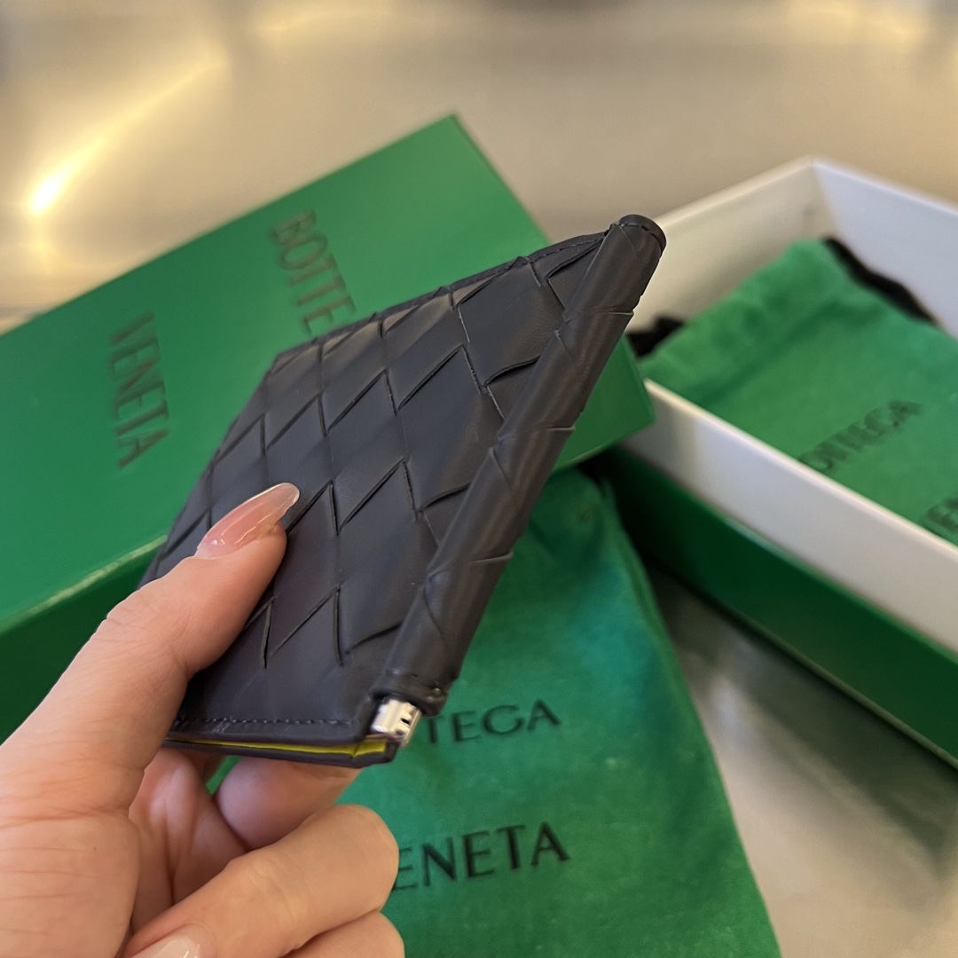 f612a79e57a46.jpg