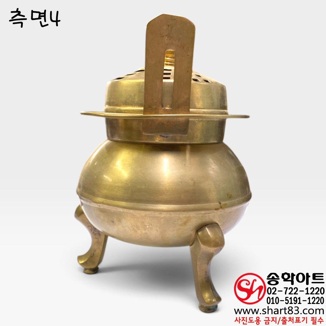 옛날 투각 팔괘문 삼족향로 일제강점기 후기~광복 전후(ca. 1930s–1950s) 신주·놋쇠 계열 동합금 황동향로 빈티지 엔틱 전통 제기