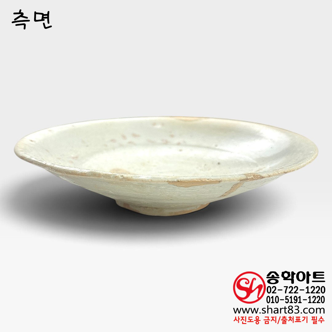 조선 중기 민요계 백자 소접시 제작기법 번조 특성 학술 연구 관찰용 참고 자료로 추천 빈티지 컬렉션 한국 전통 민속 오브제