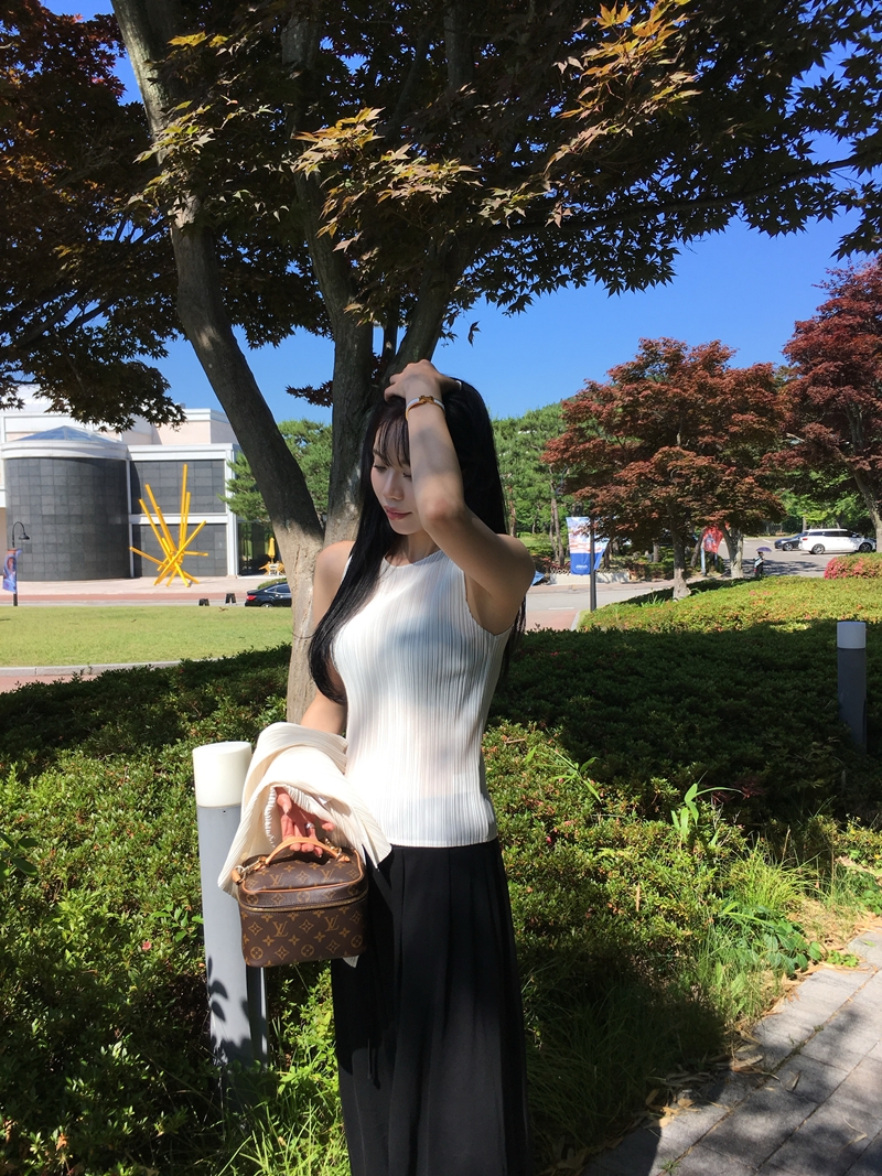Rumie Pleats sleeveless *premium (3COLOR)