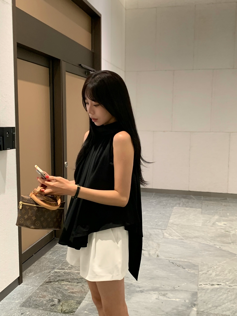 Brunch Tie wrap blouse