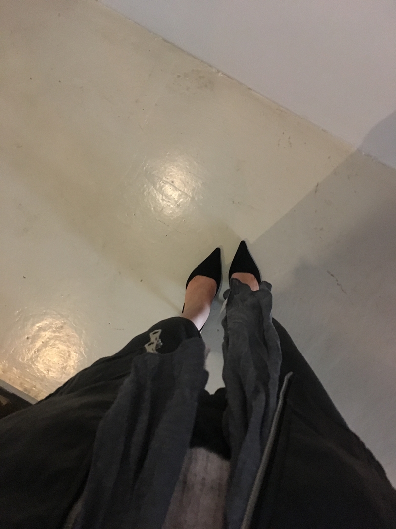 26FW suede sling bag stiletto (3COLOR)